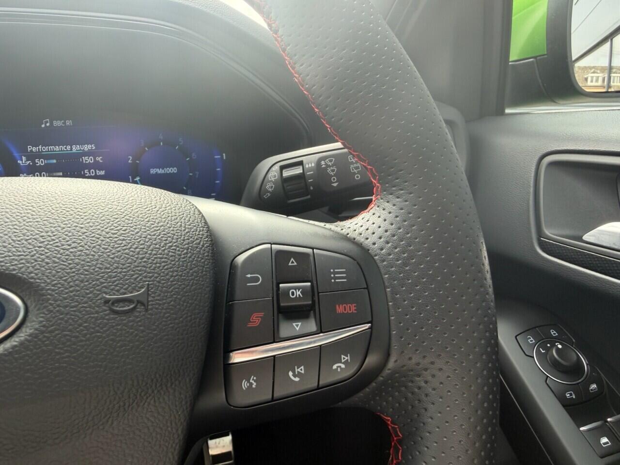 Ford Focus view 31