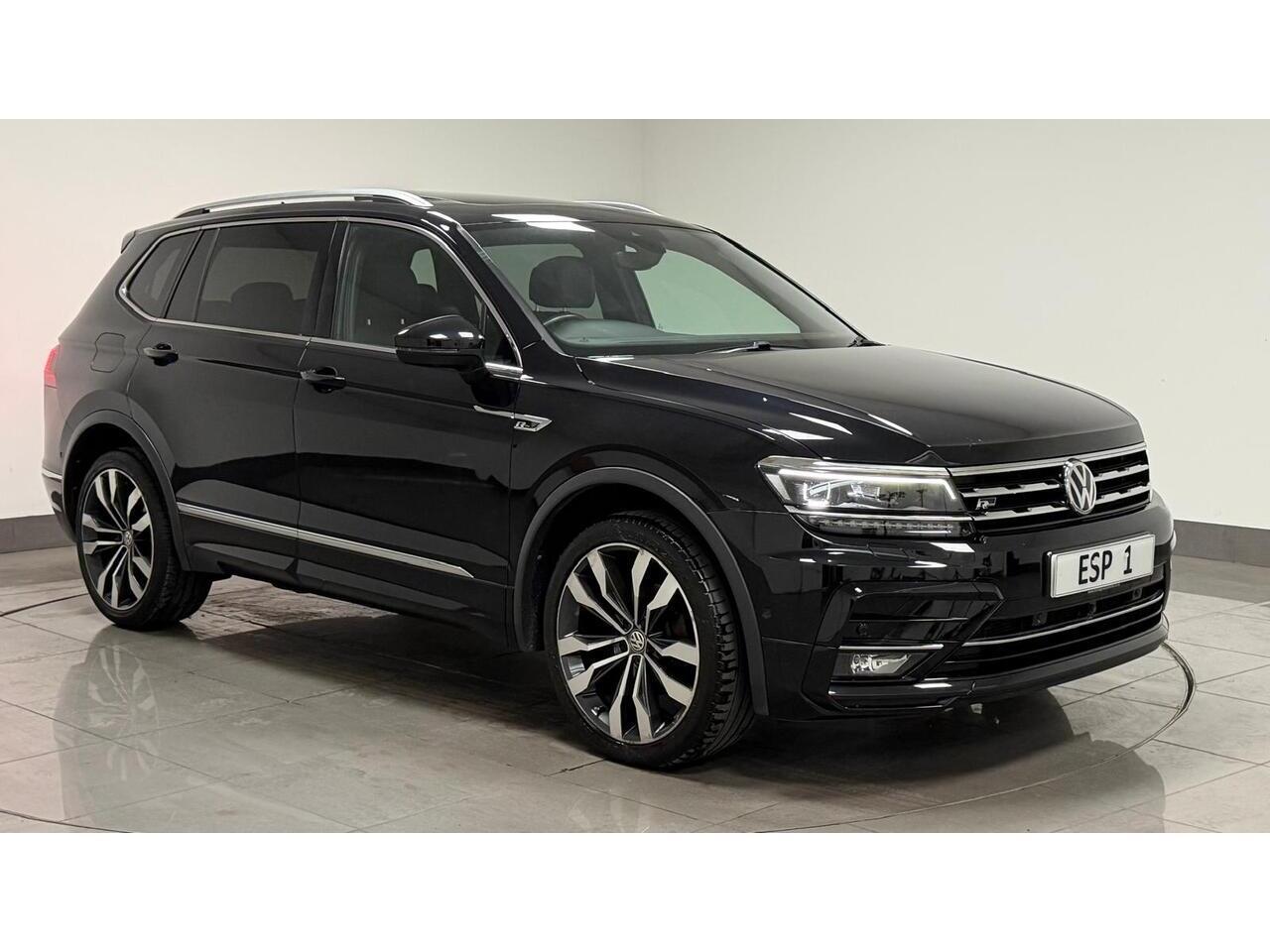 Volkswagen Tiguan Allspace view 11