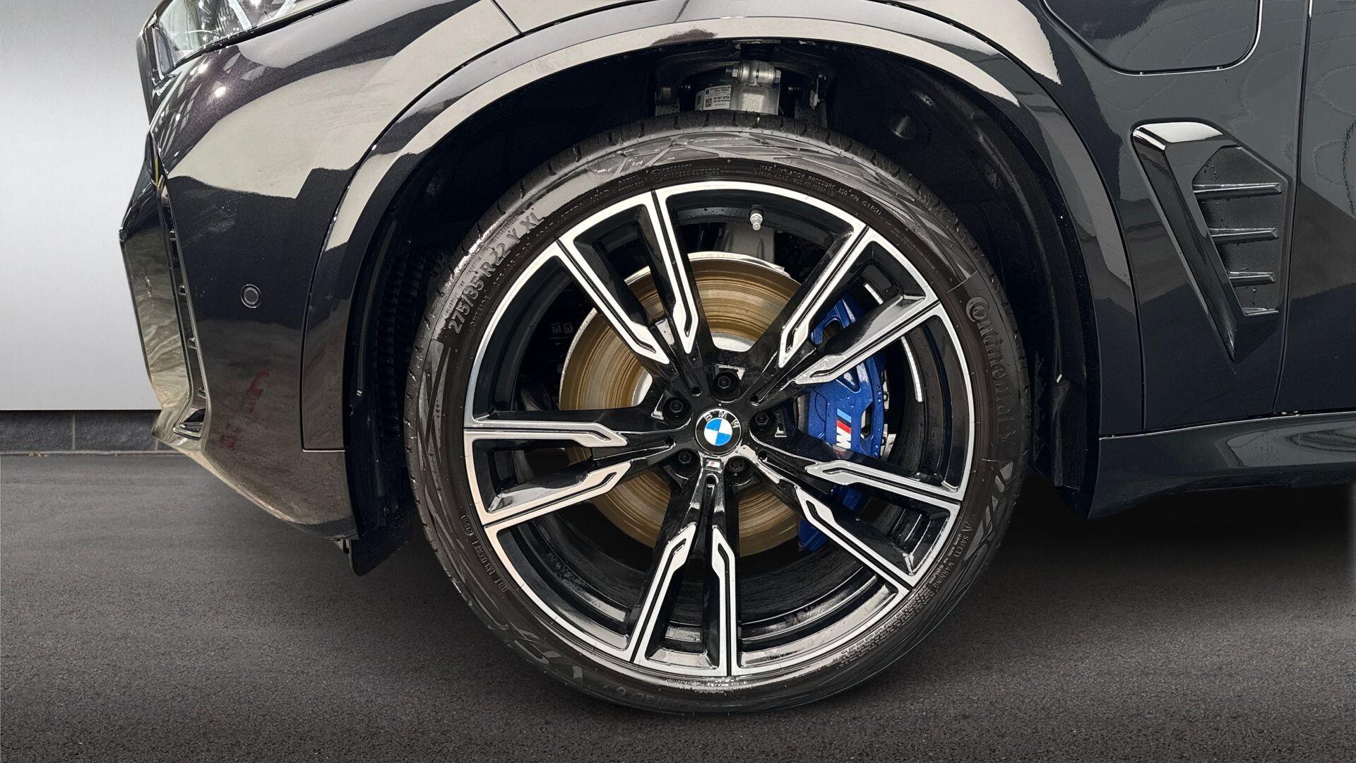 BMW X5 view 14