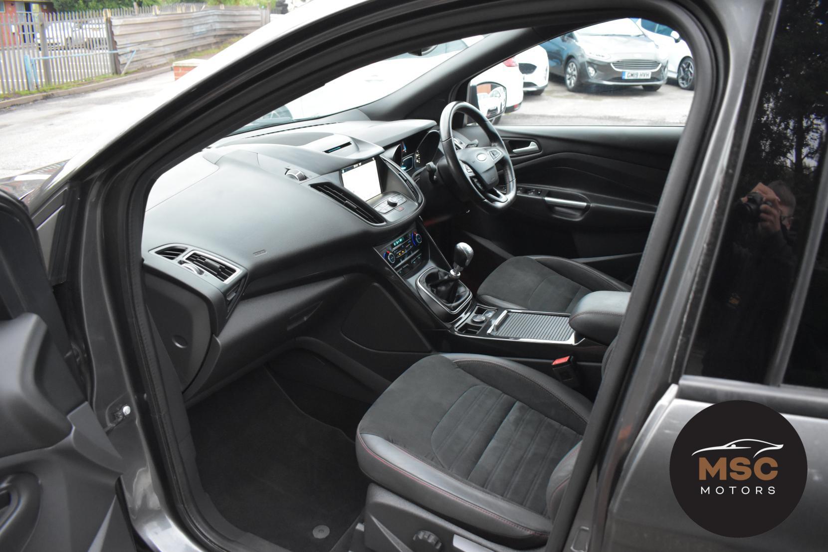 Ford Kuga view 33