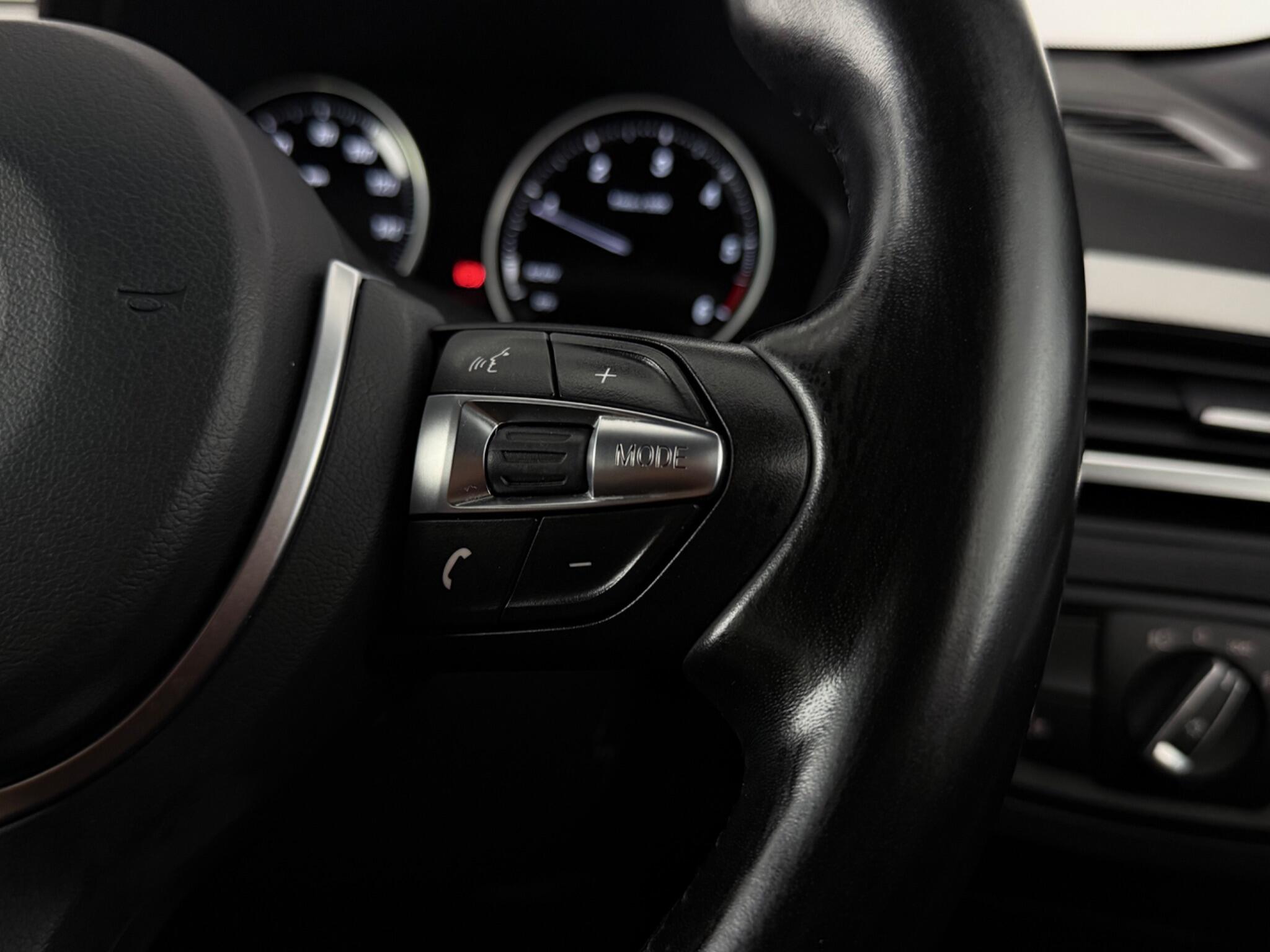 BMW X2 view 17