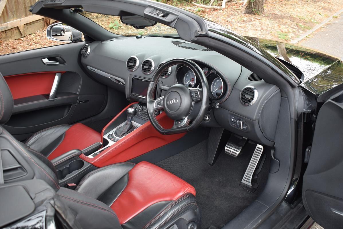 Audi TTS view 8