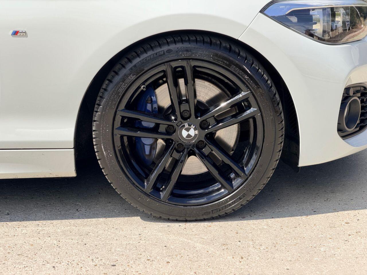 BMW 1 Series view 15