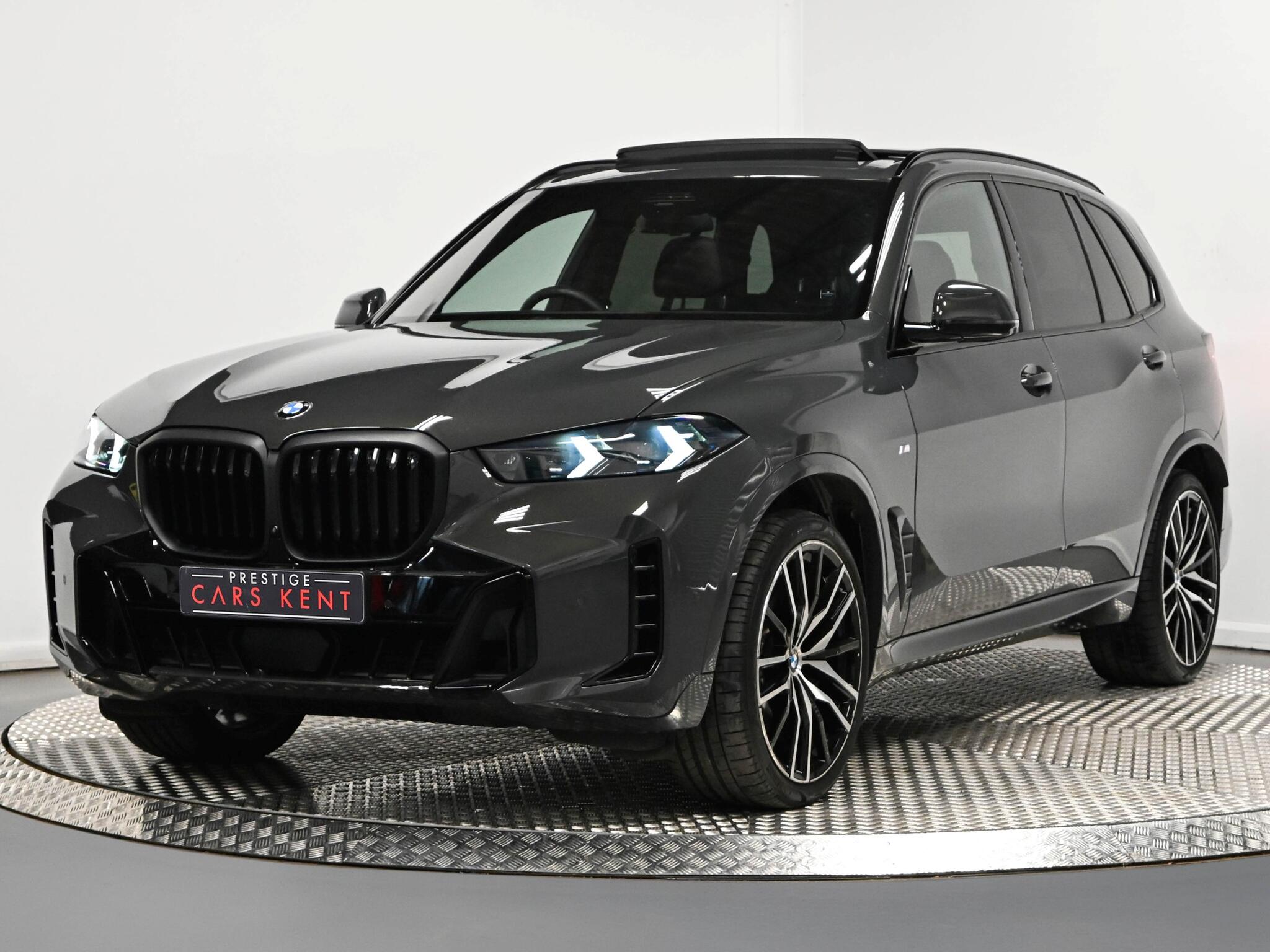 BMW X5 view 42