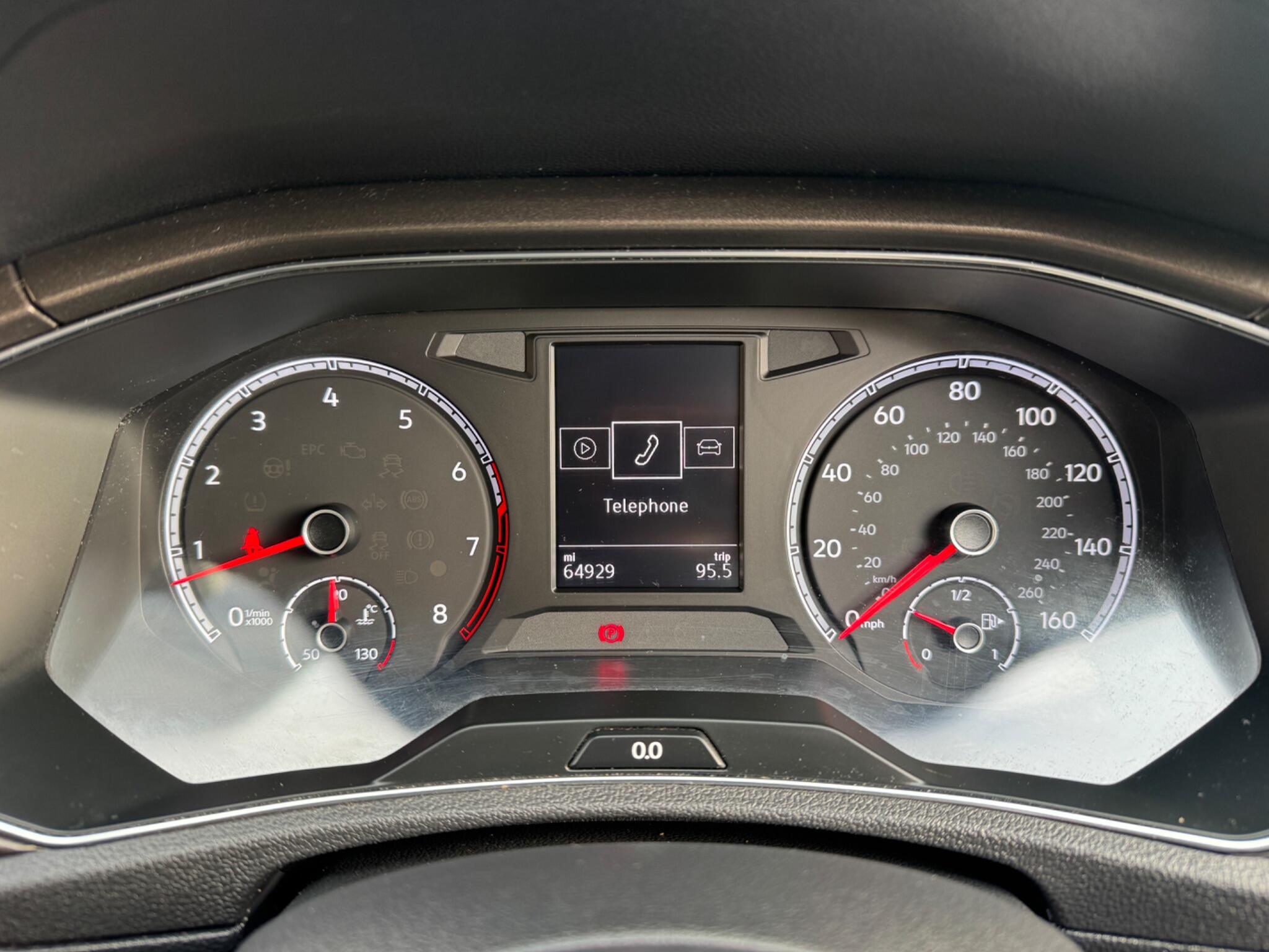 Volkswagen T-Roc view 71