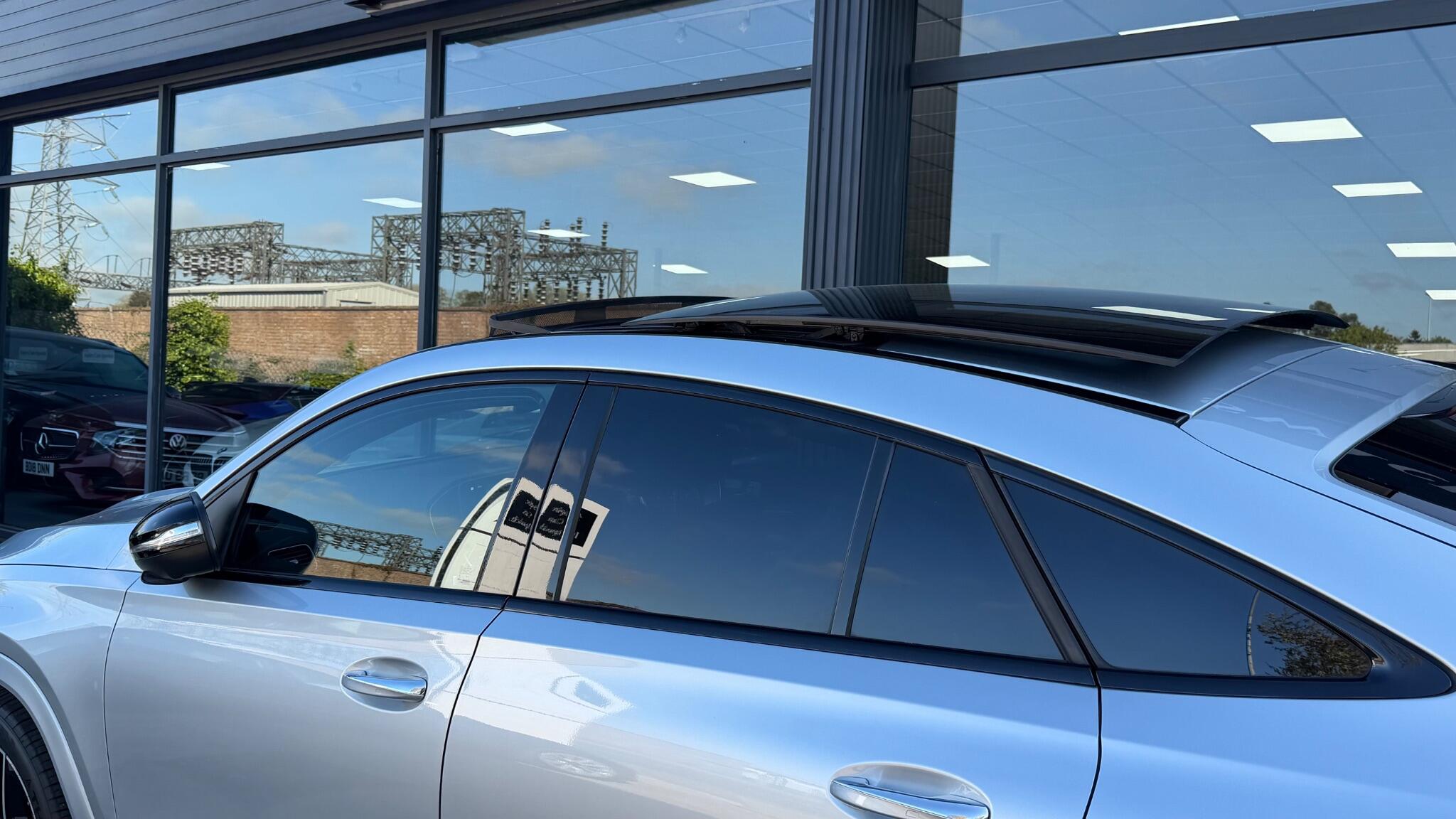 Mercedes-Benz Gle view 31