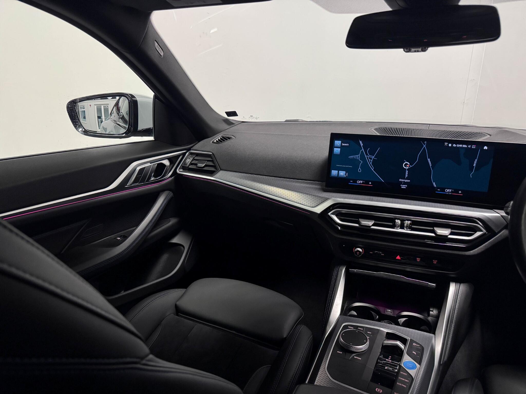 BMW I4 view 31