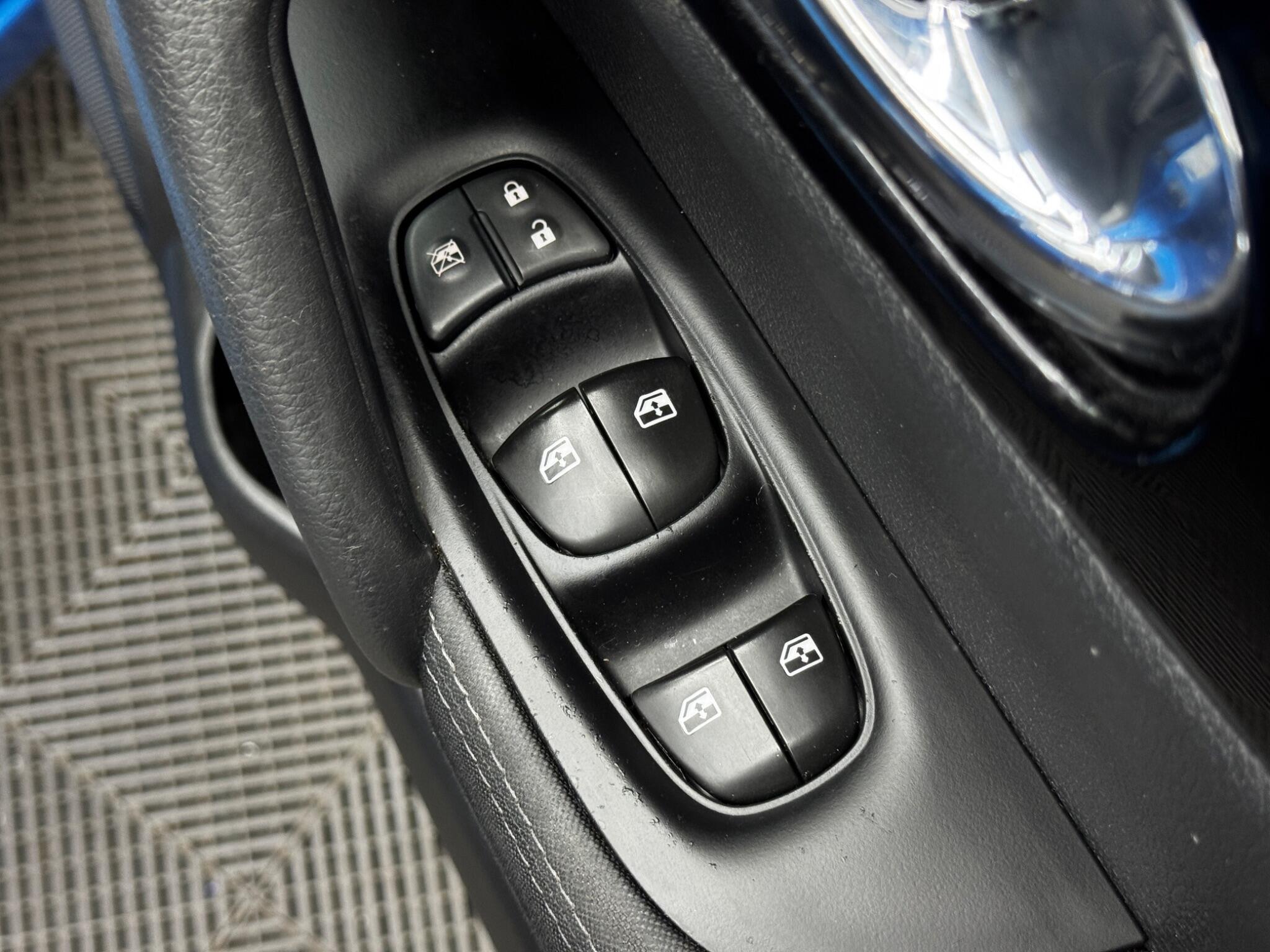 Nissan Qashqai view 38