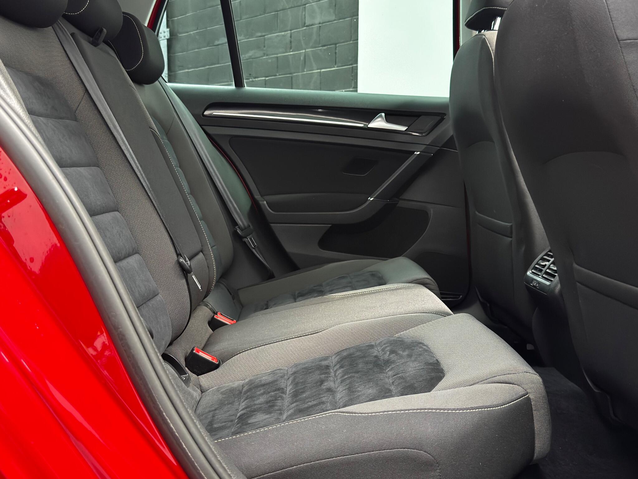 Volkswagen Golf view 44