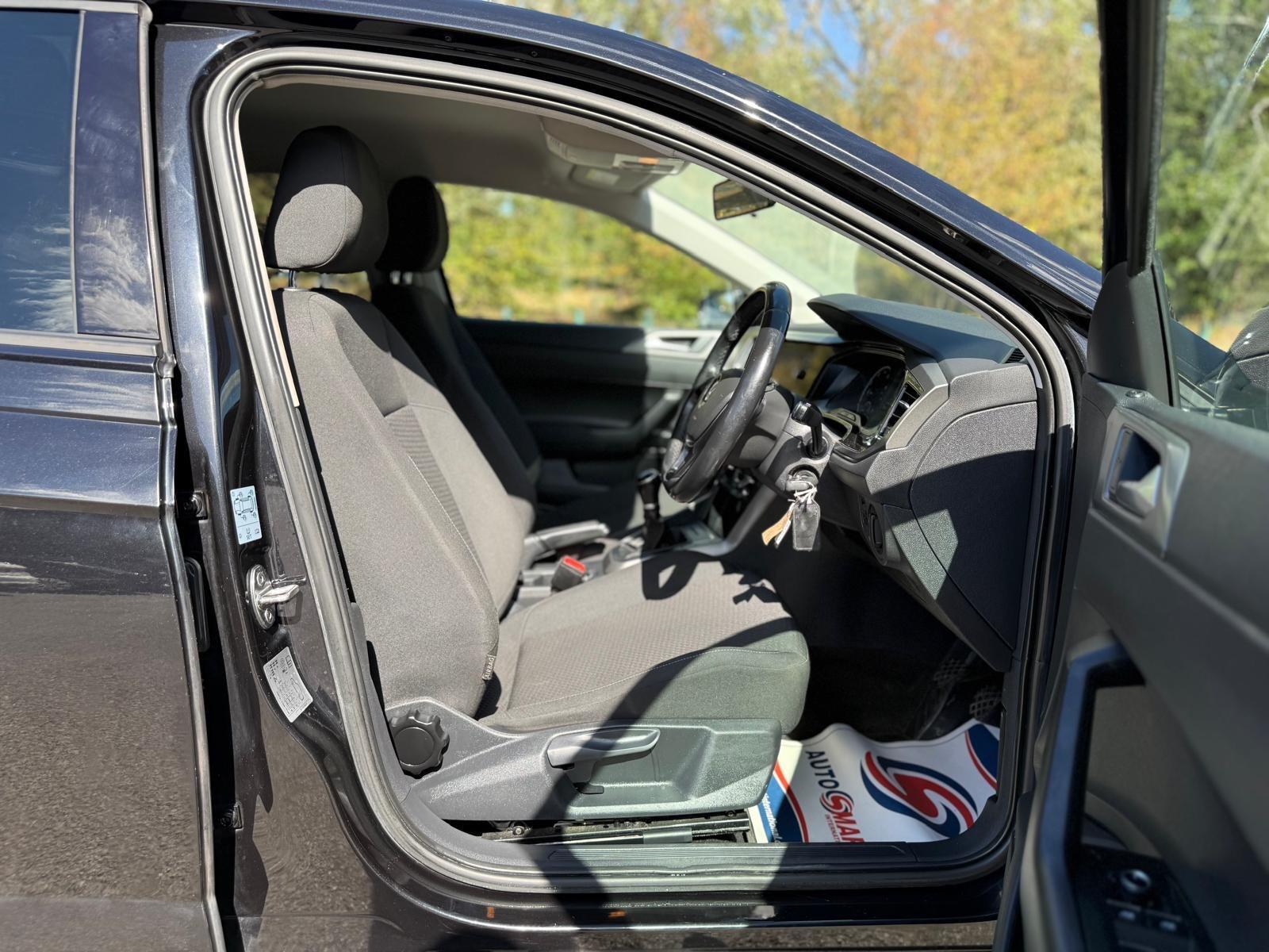 Volkswagen Polo view 33
