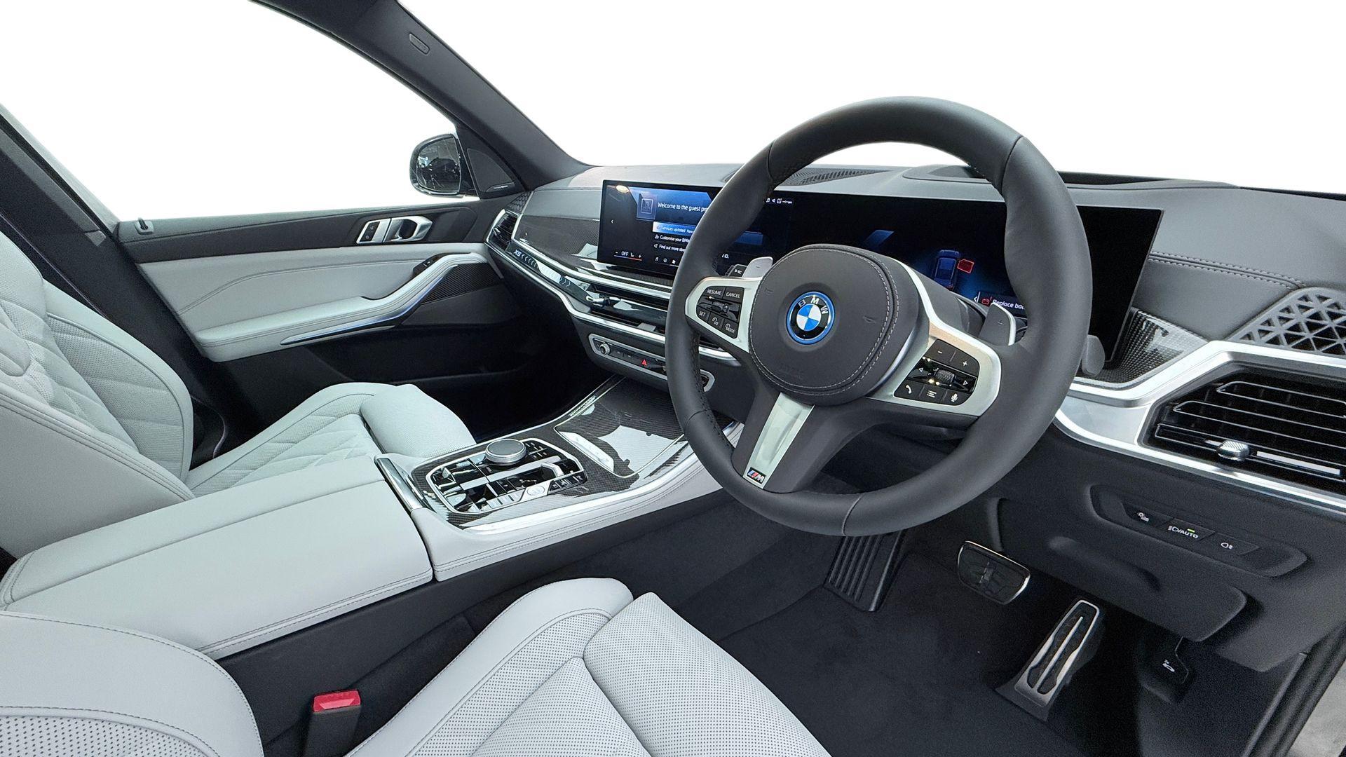 BMW X5 view 6