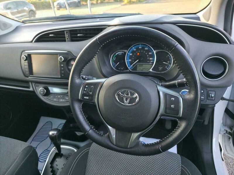Toyota Yaris view 48