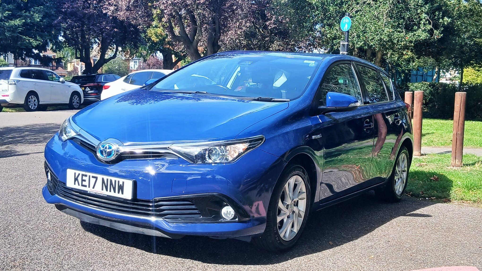 Toyota Auris view 7