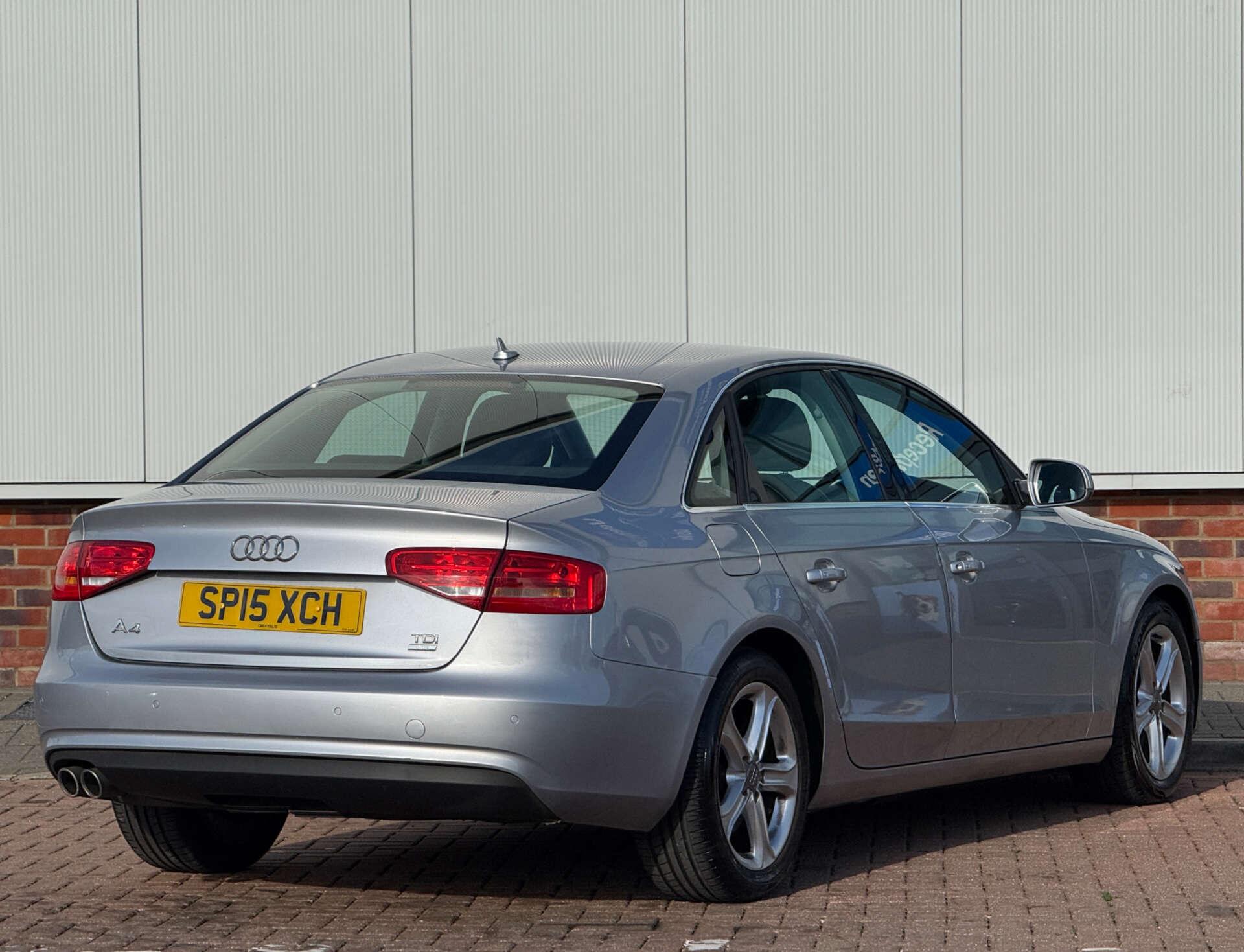Audi A4 view 6