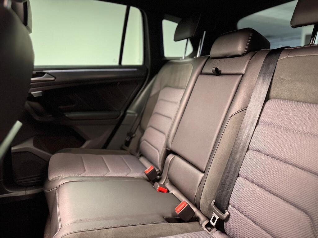 Volkswagen Tiguan view 11