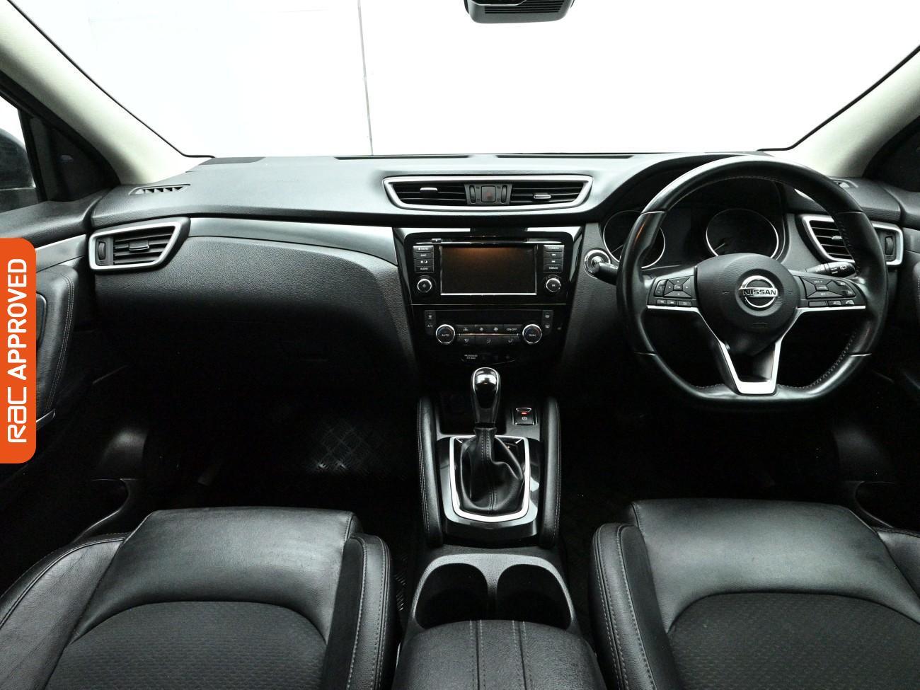 Nissan Qashqai view 2
