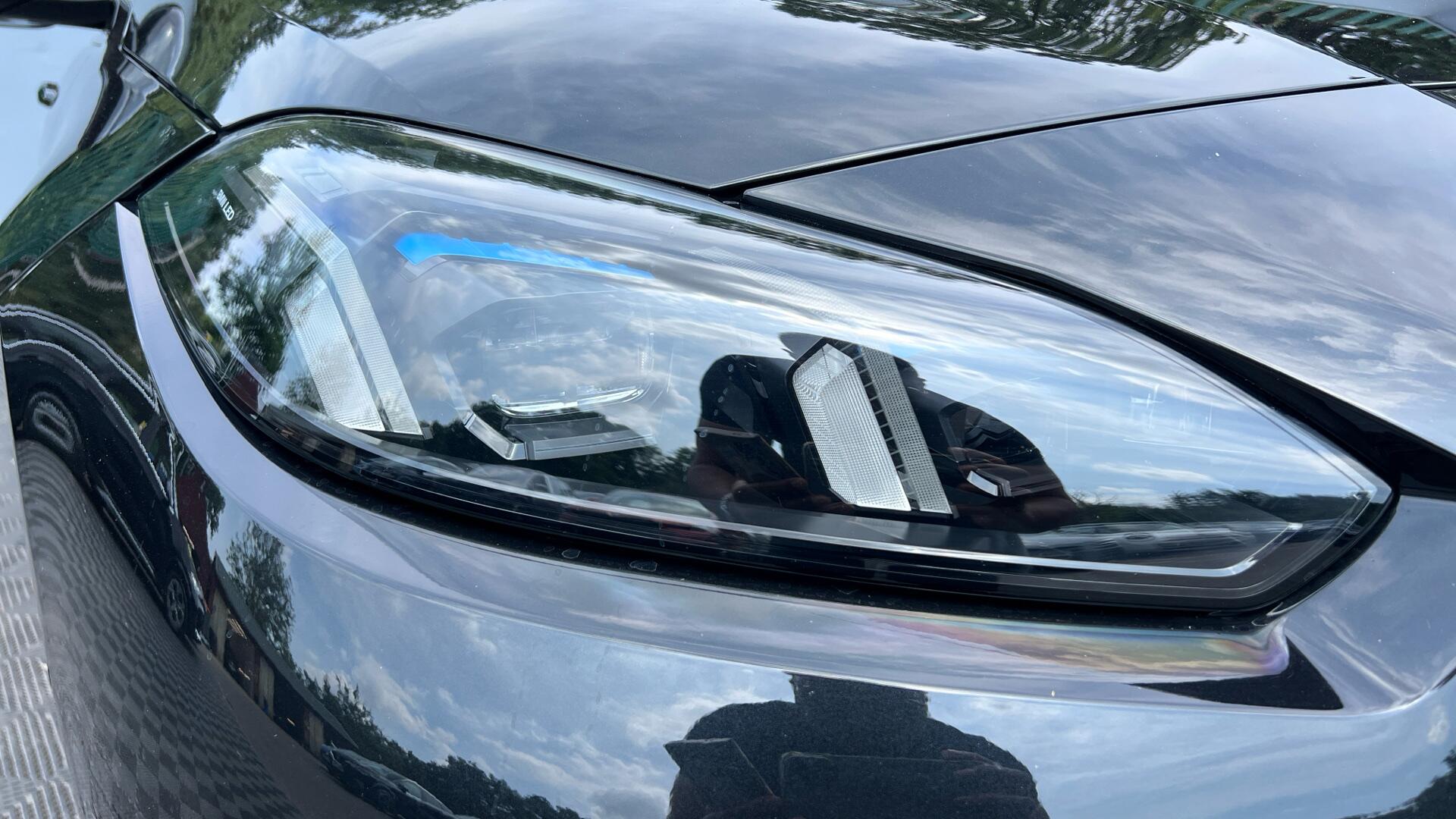 BMW 1 Series view 24