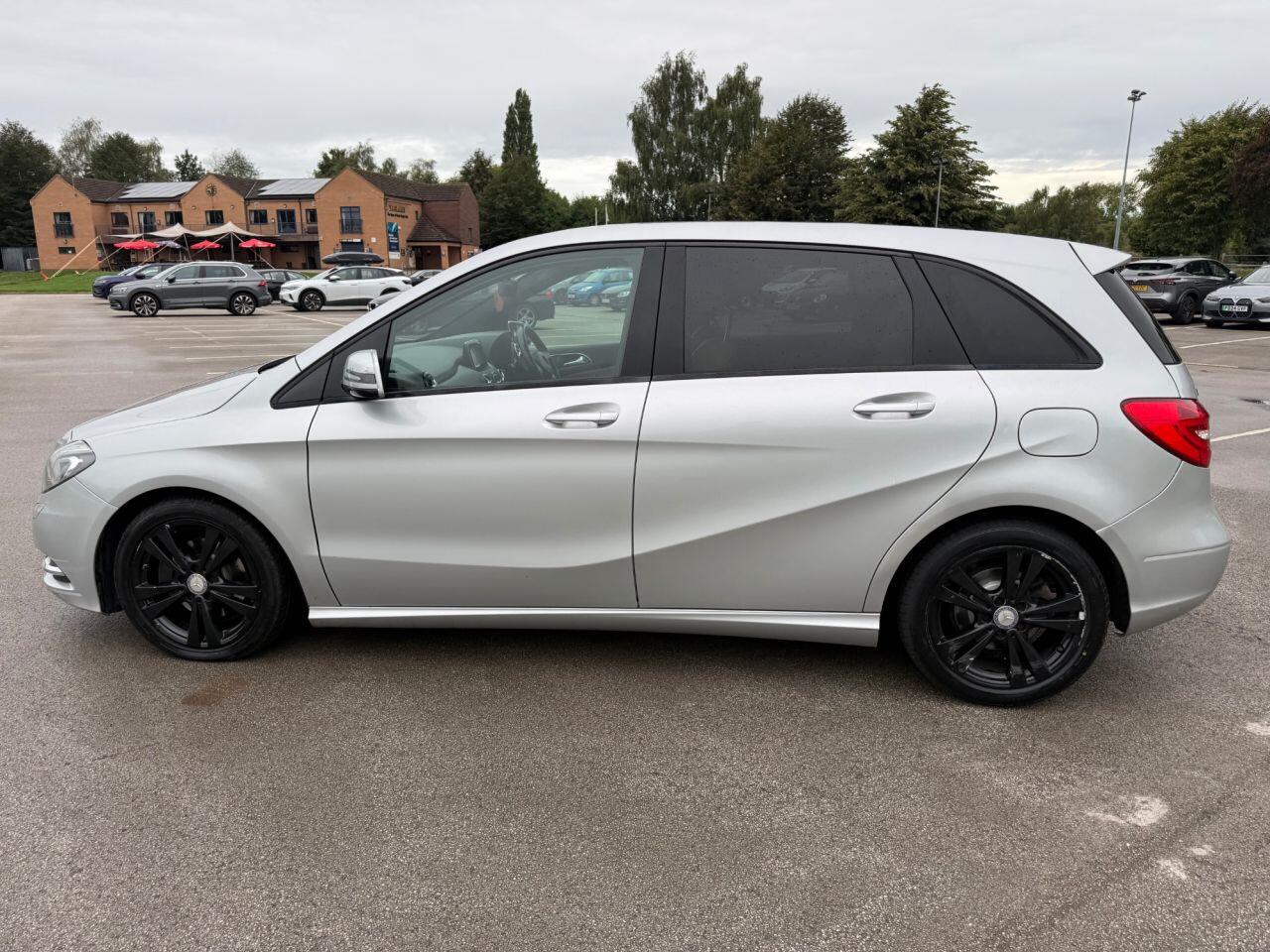 Mercedes-Benz B Class view 38