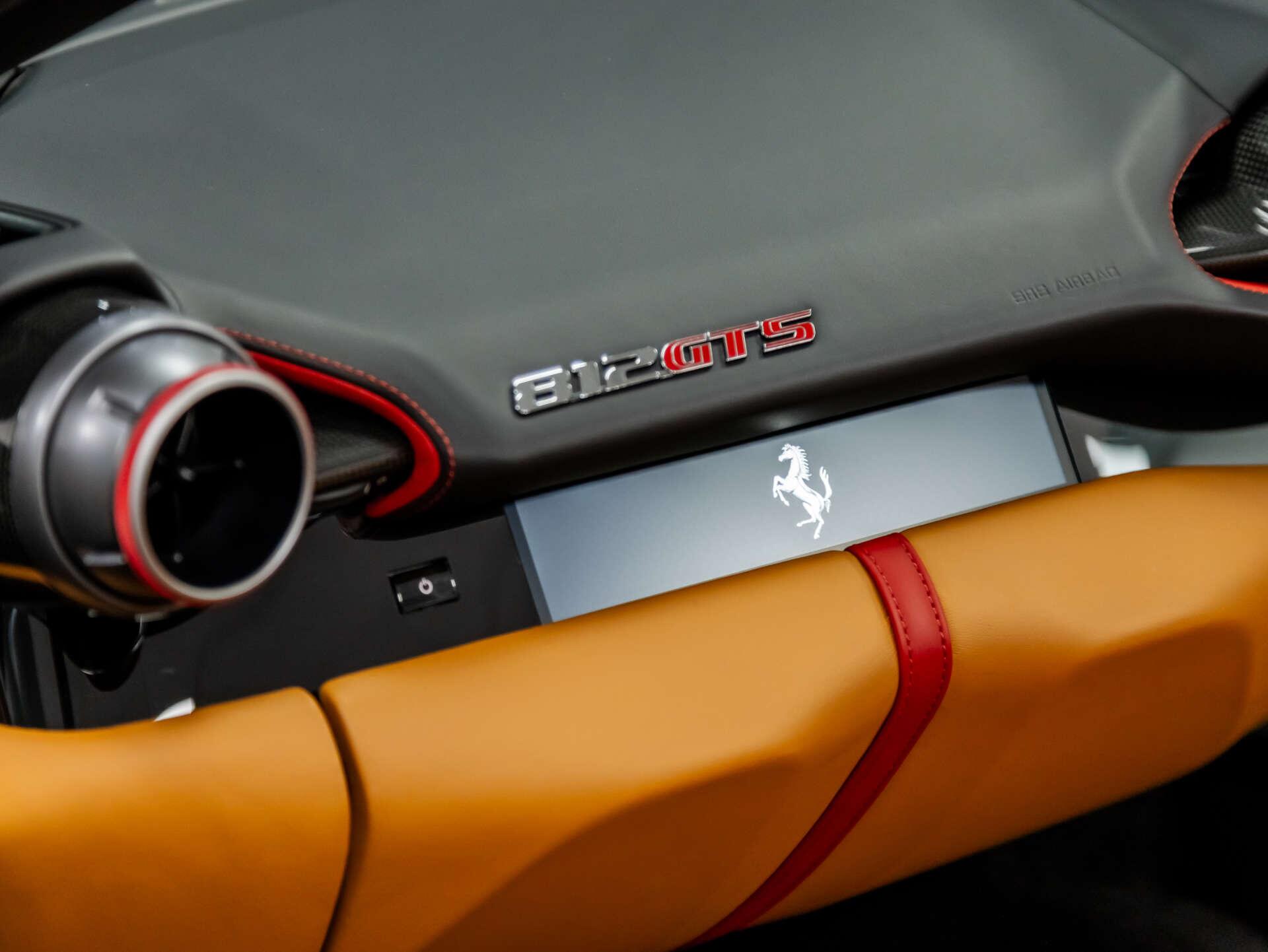 Ferrari 812 view 64