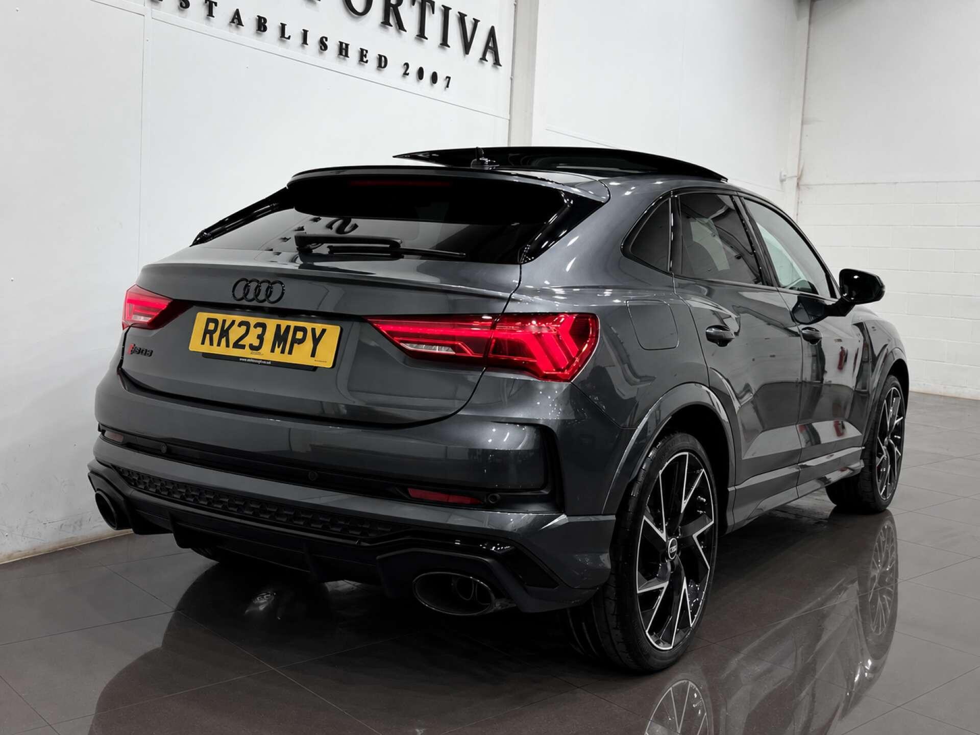Audi RS Q3 view 4