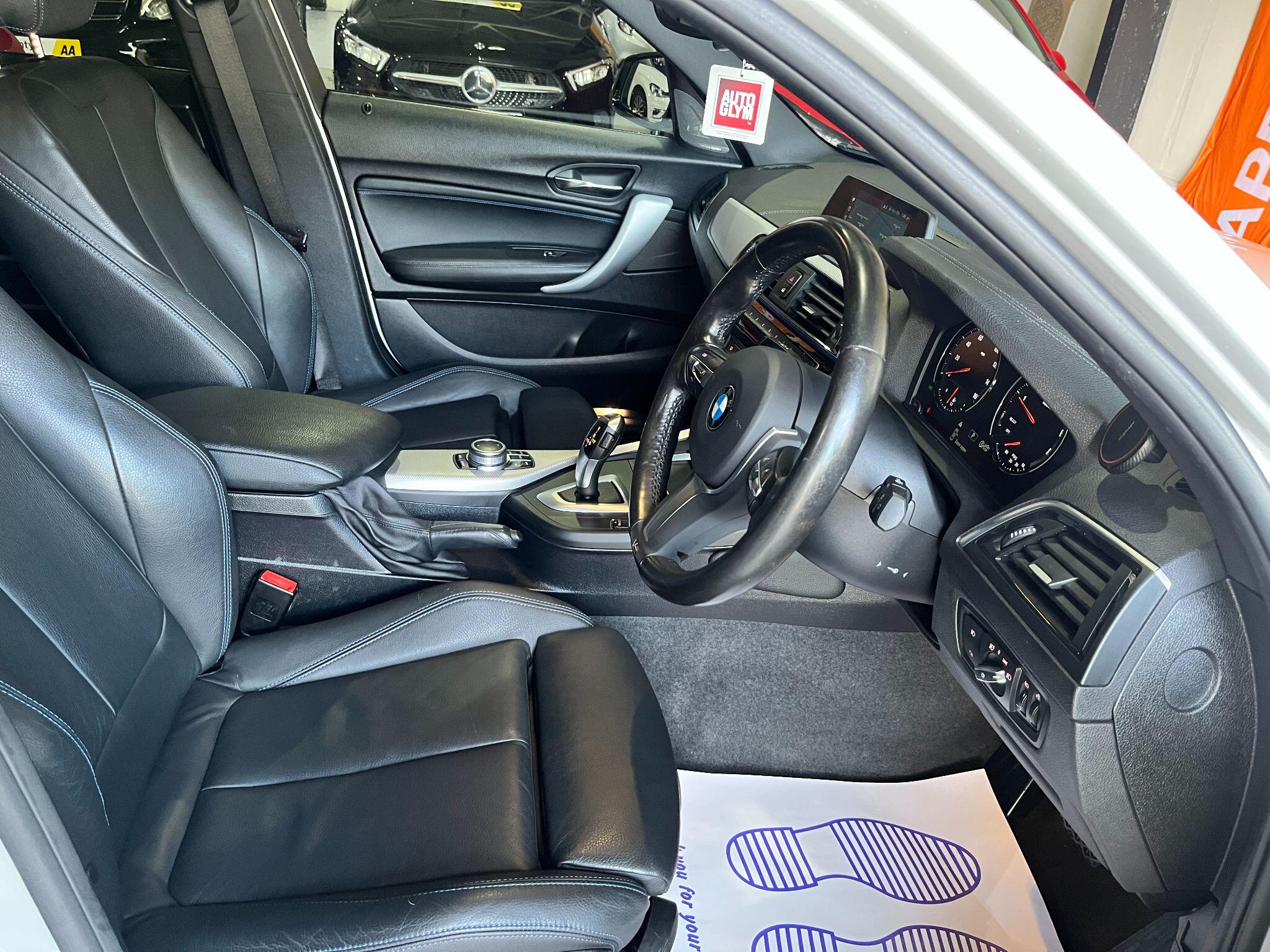 BMW 1 Series view 28