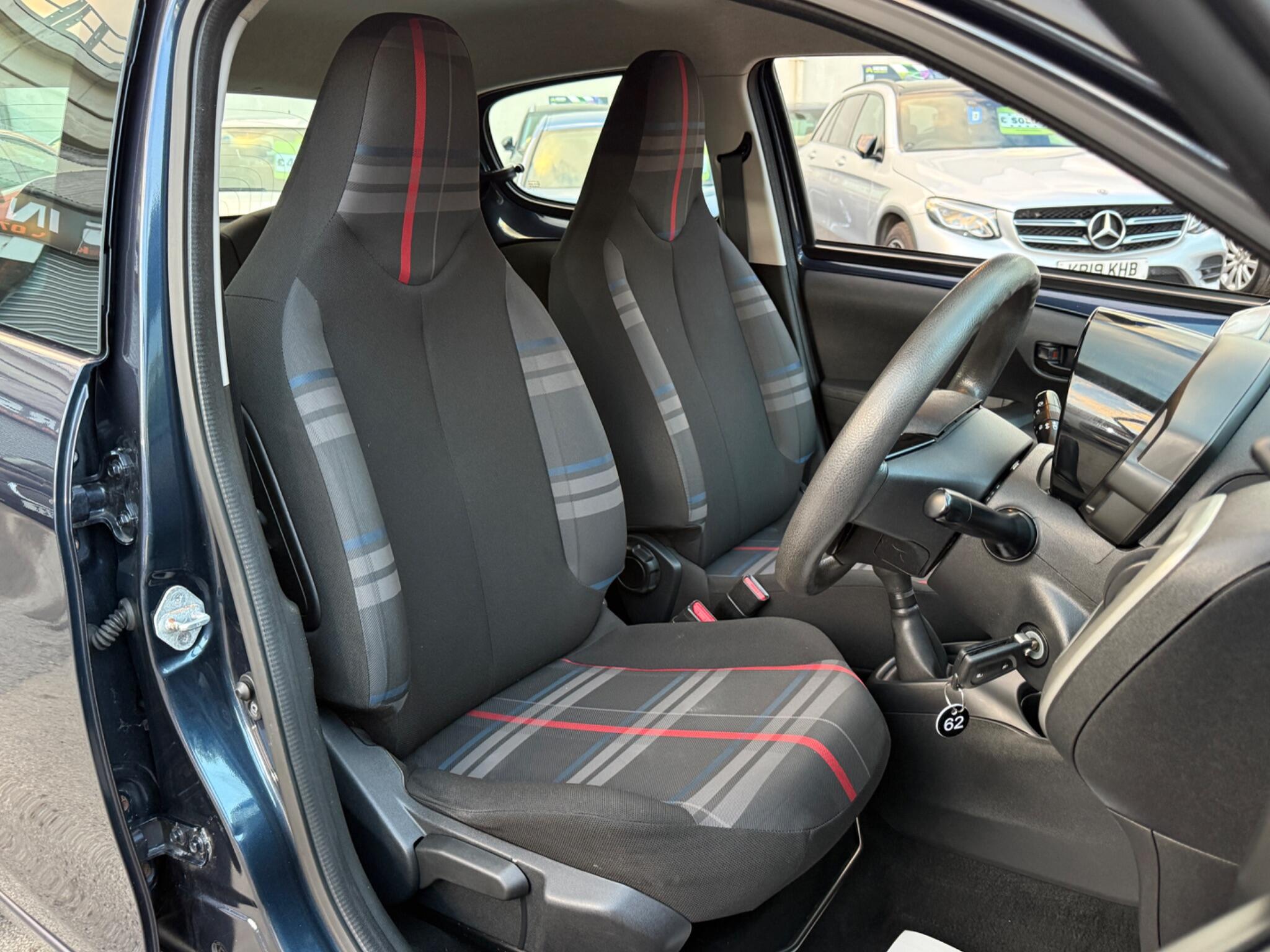 Peugeot 108 - Image 30