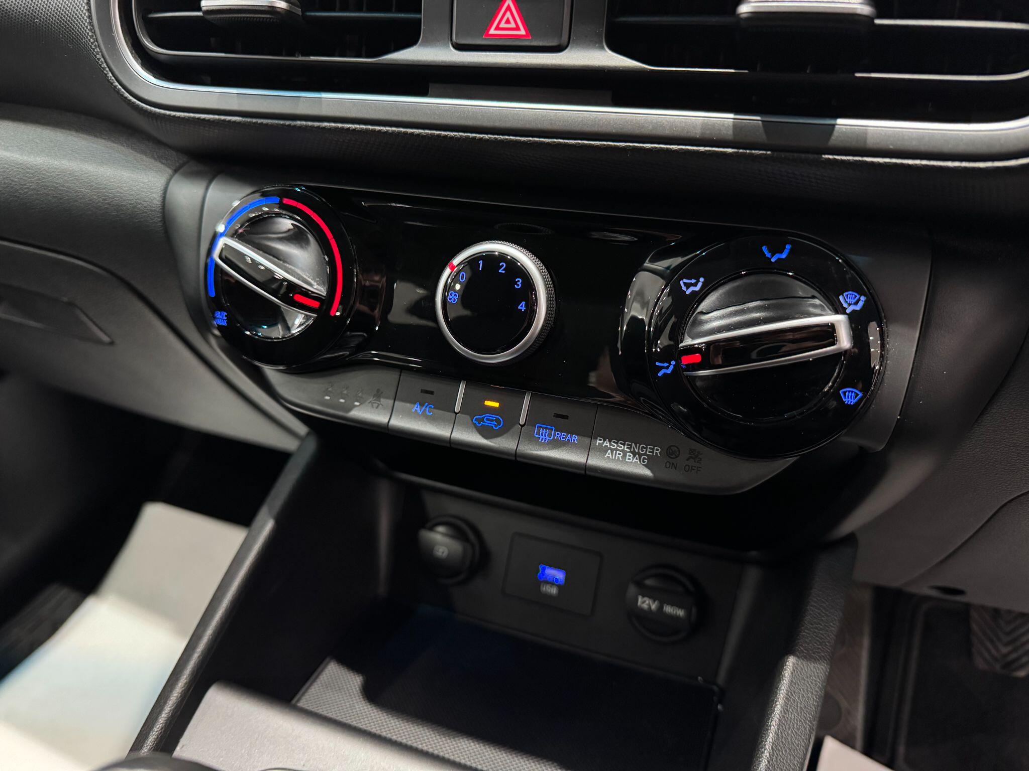 Hyundai Kona view 21