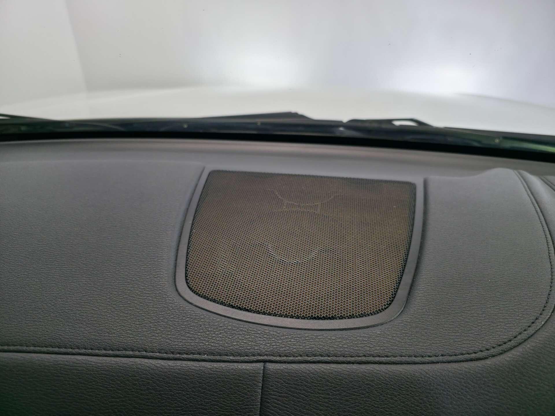 BMW X6 view 41