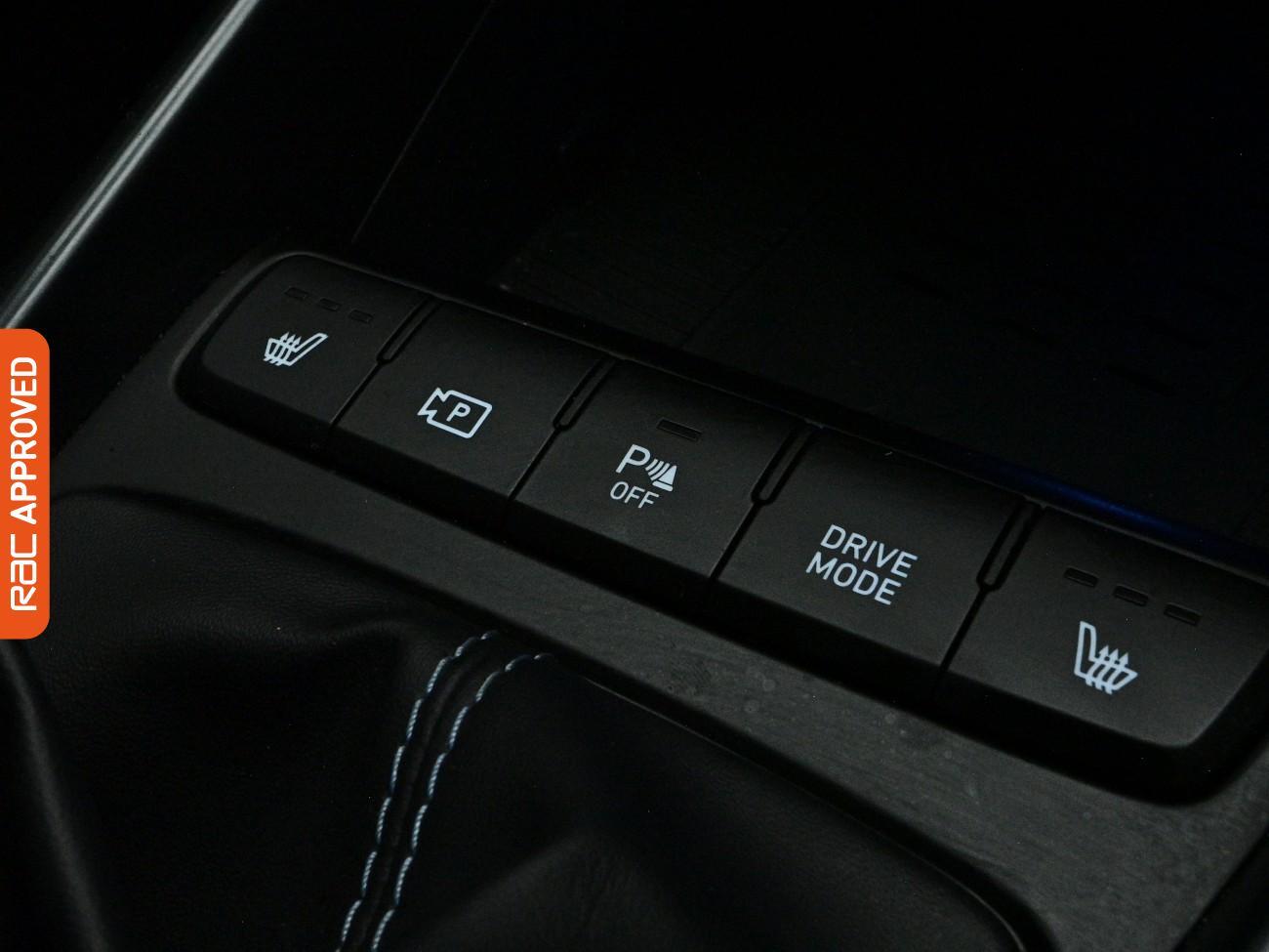Hyundai i20 view 18