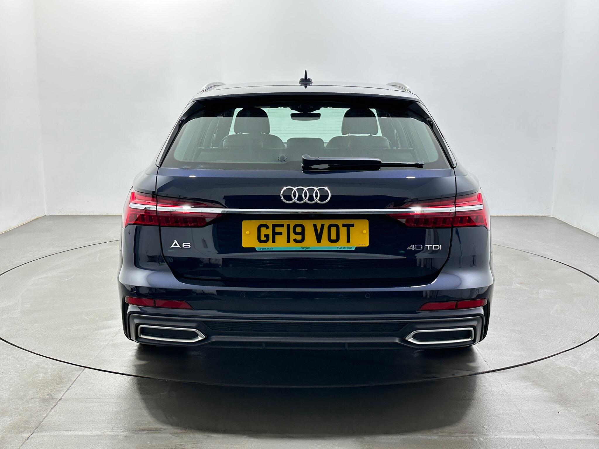 Audi A6 view 7