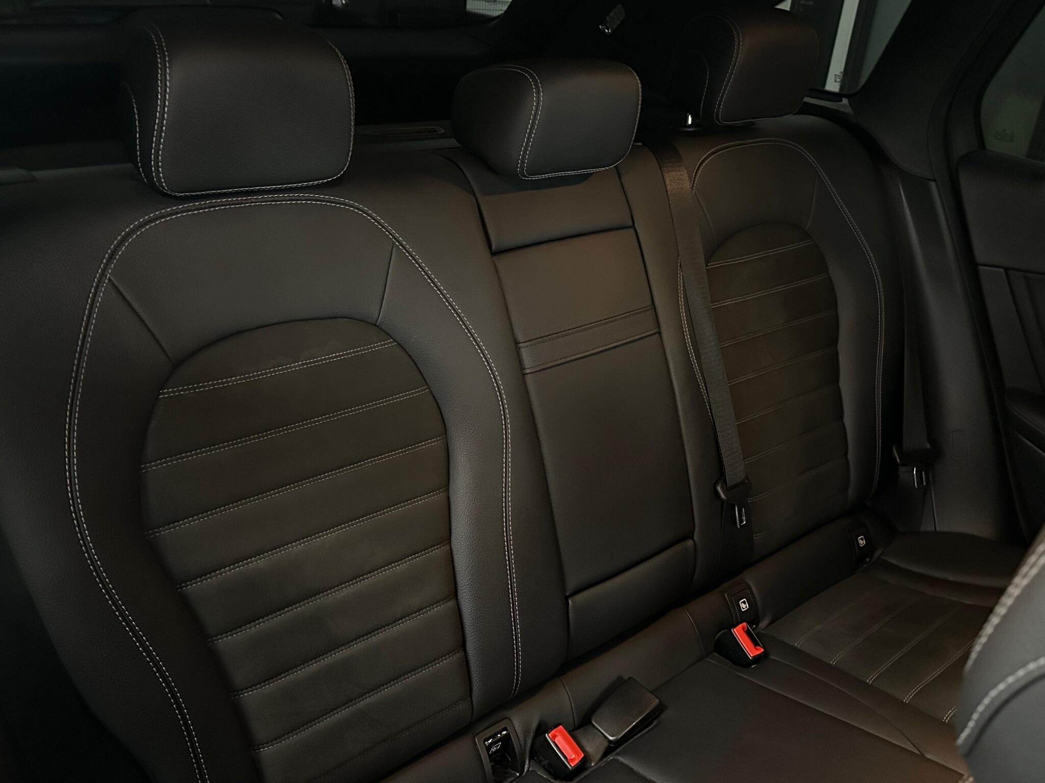Mercedes-Benz GLC view 35