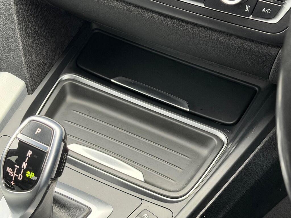 BMW 3 Series view 40