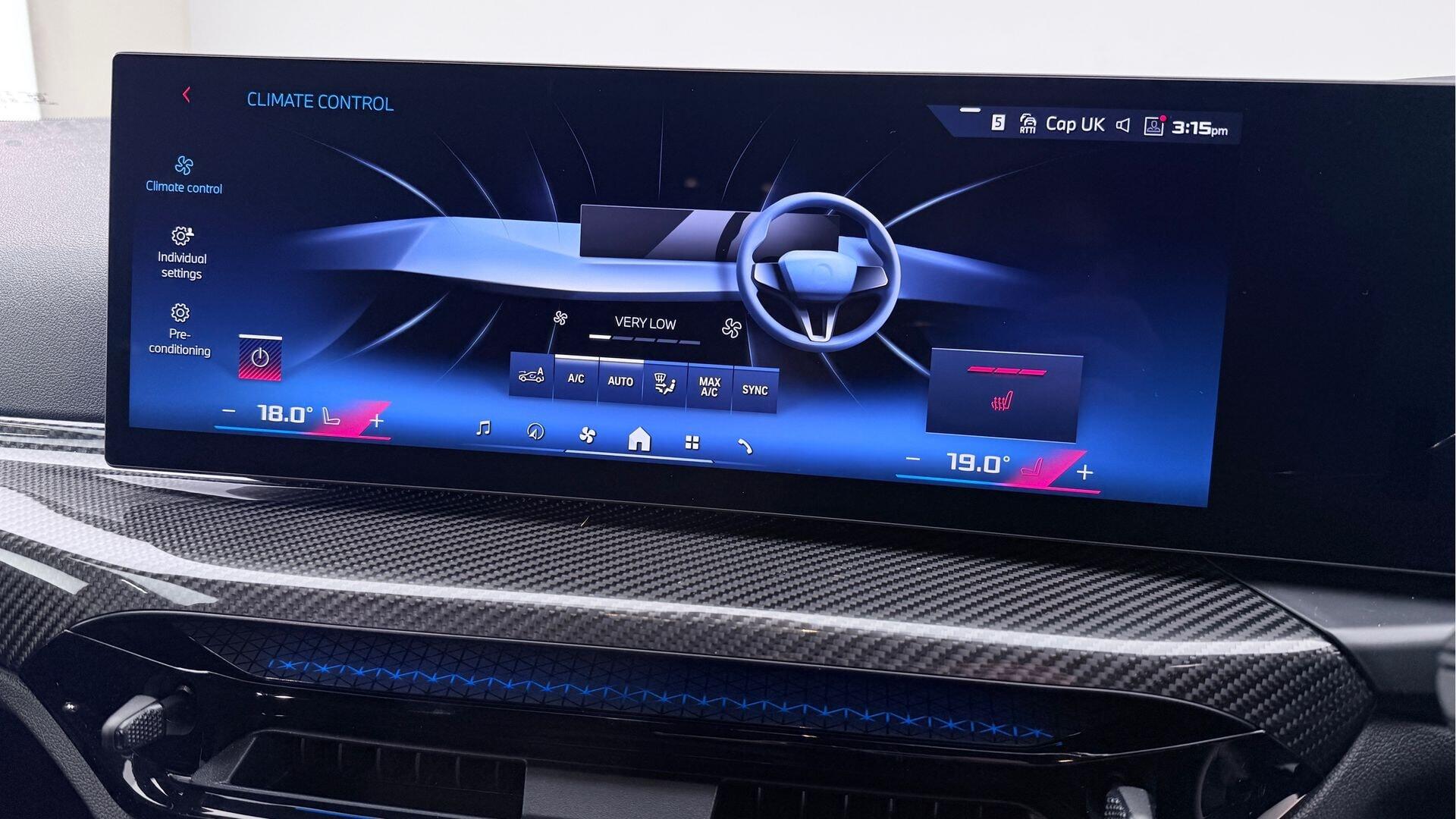 BMW i4 view 26