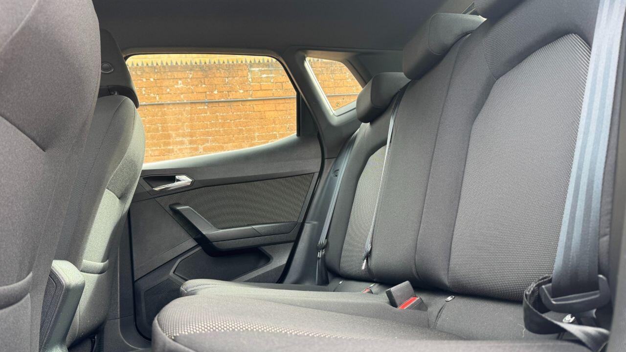 Seat Arona view 14