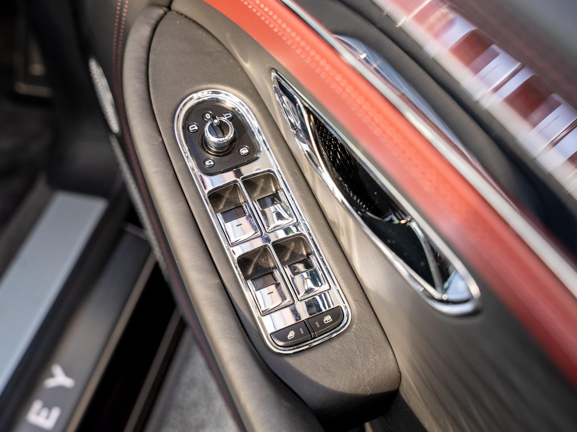 Bentley Continental view 37
