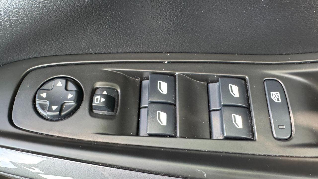 Vauxhall Grandland X view 32