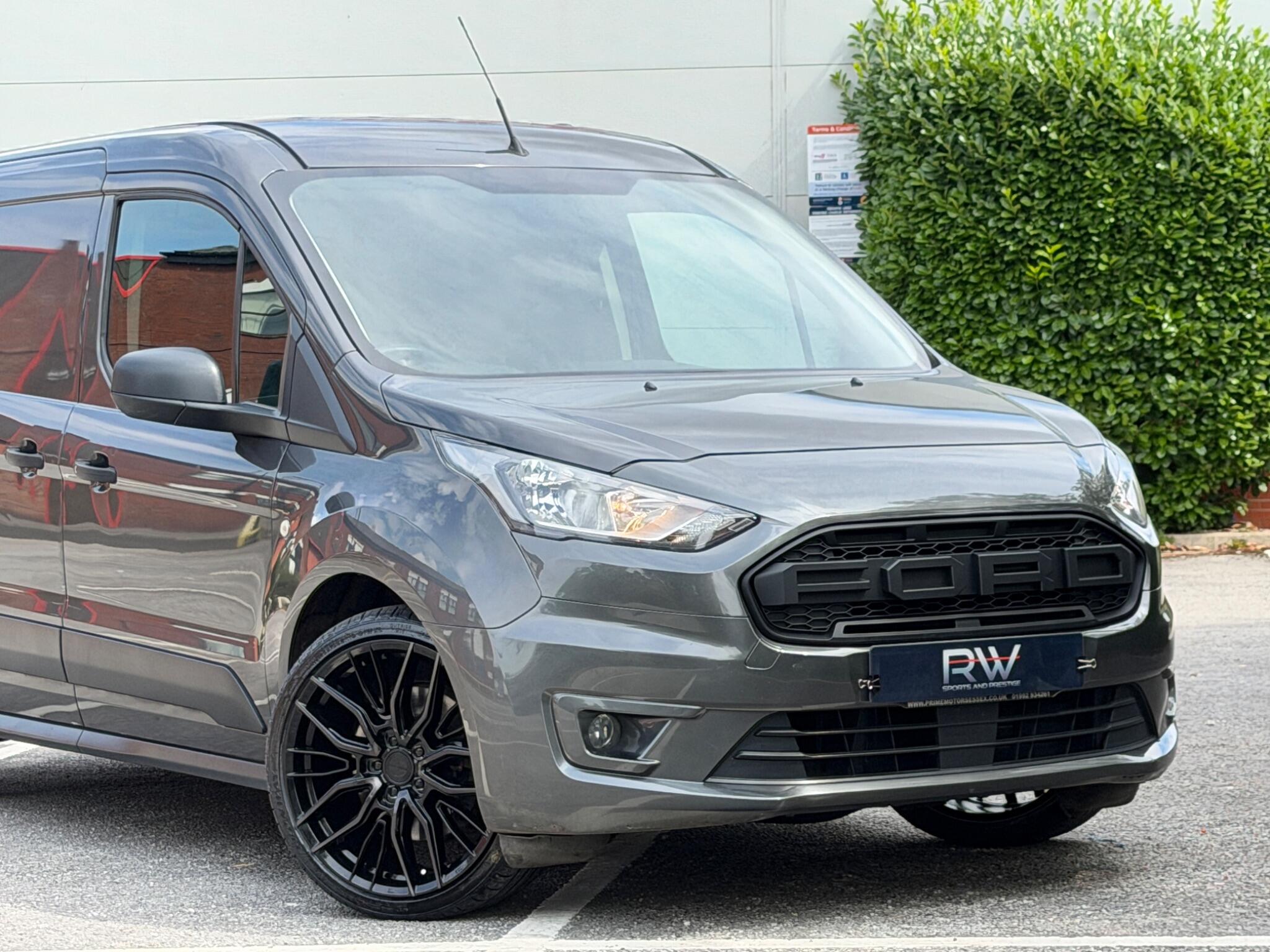 Ford Transit Connect view 2