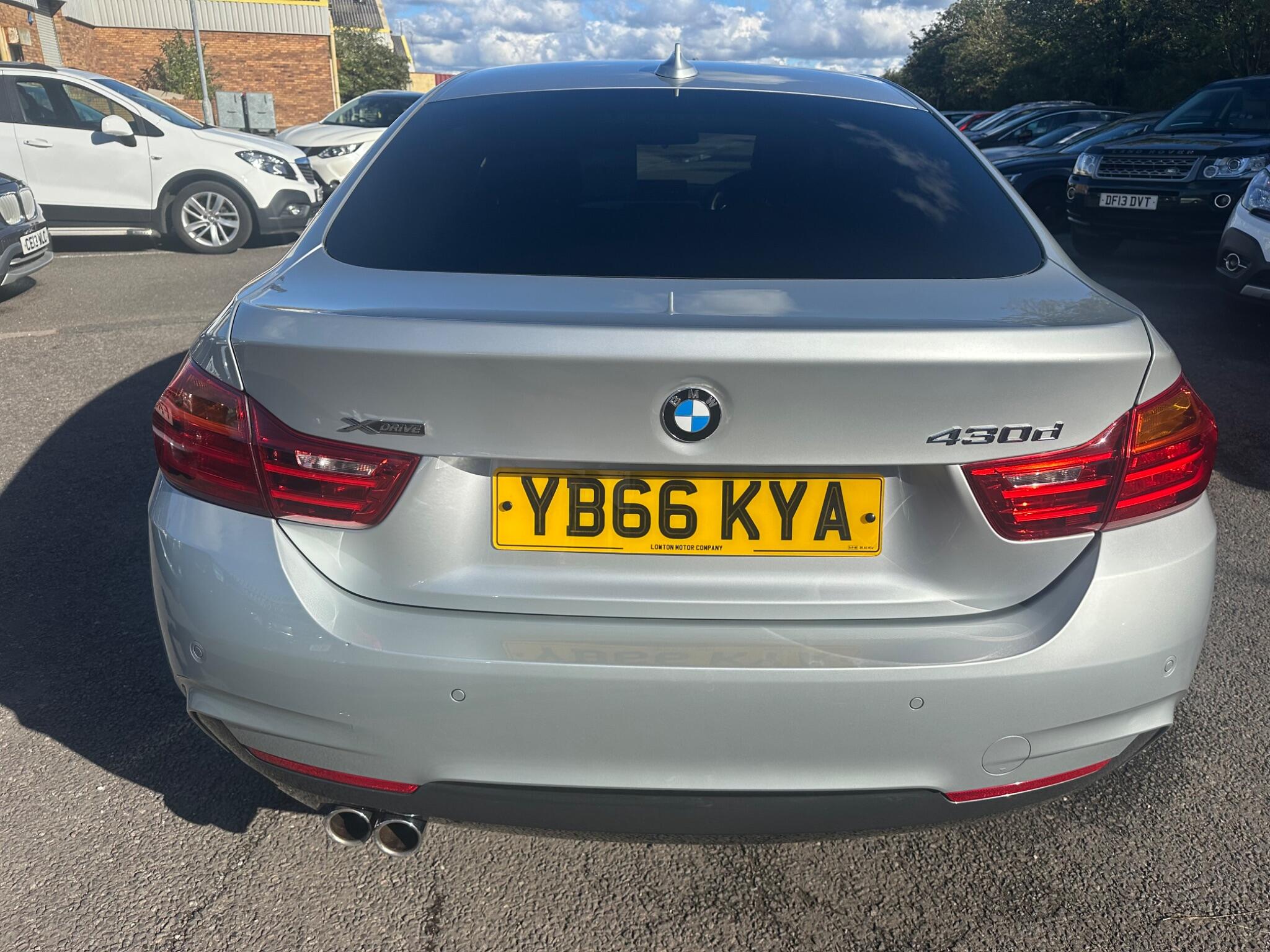 BMW 4 Series view 44