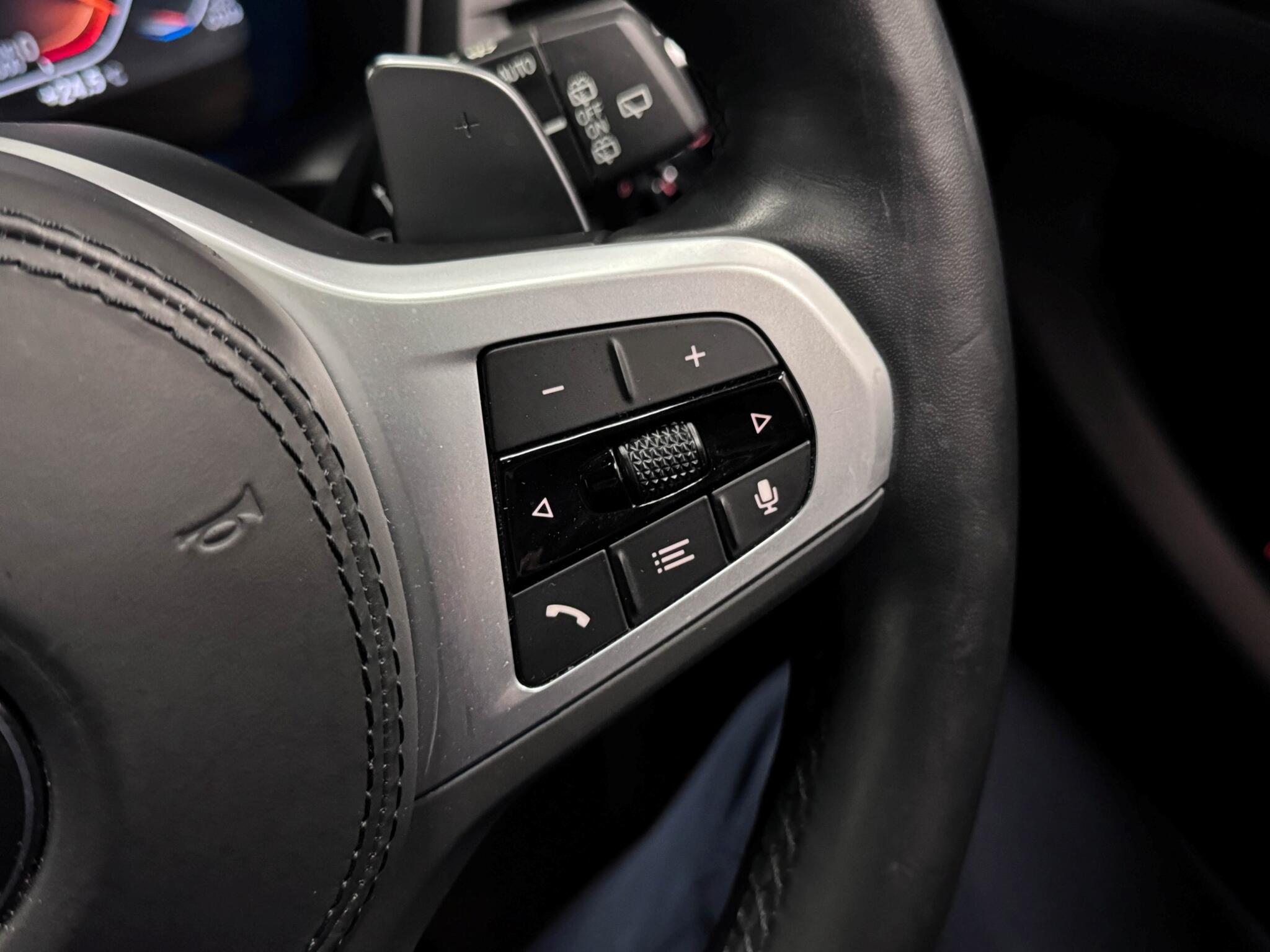 BMW X3 view 16