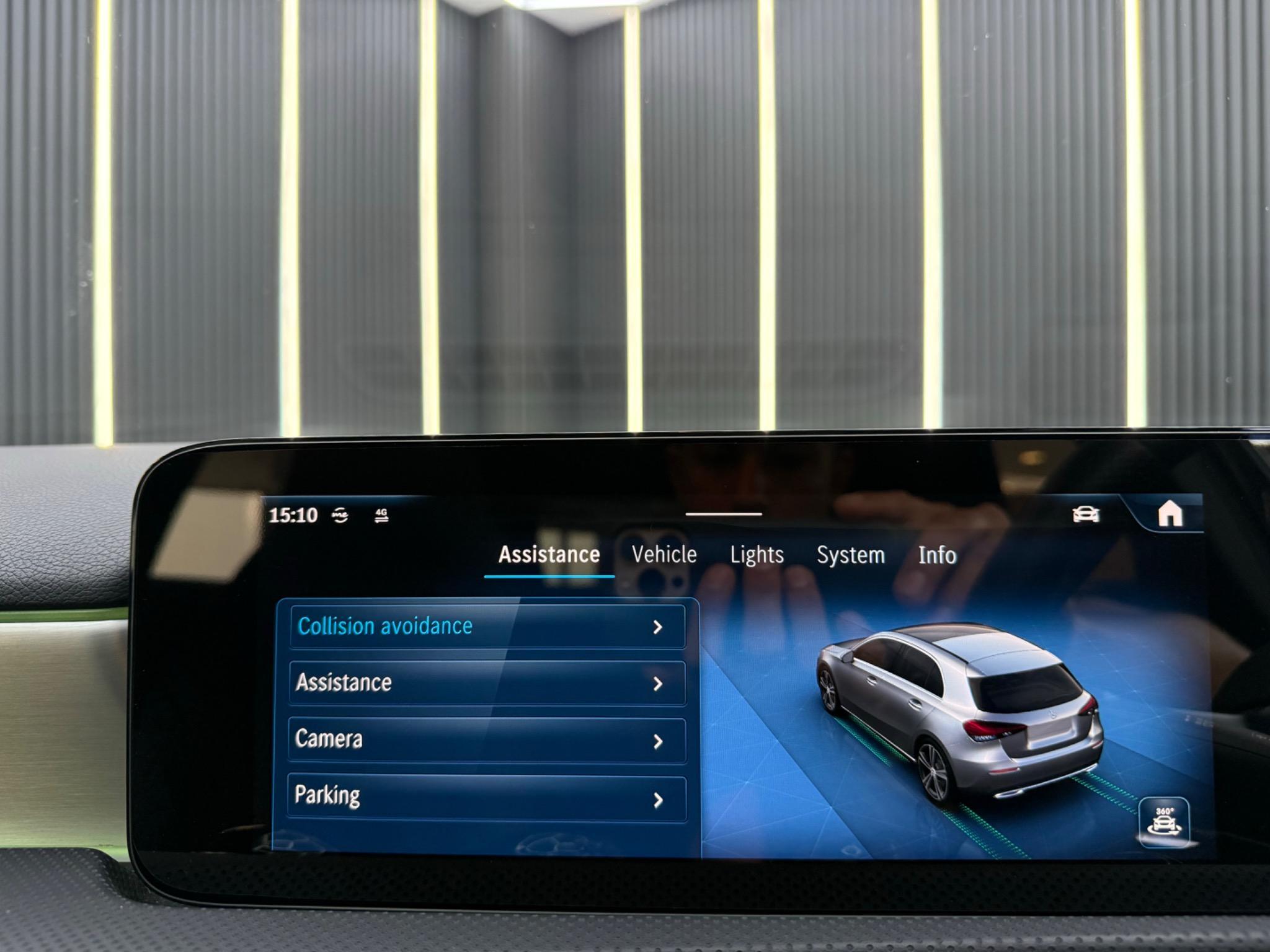 Mercedes-Benz A Class view 28