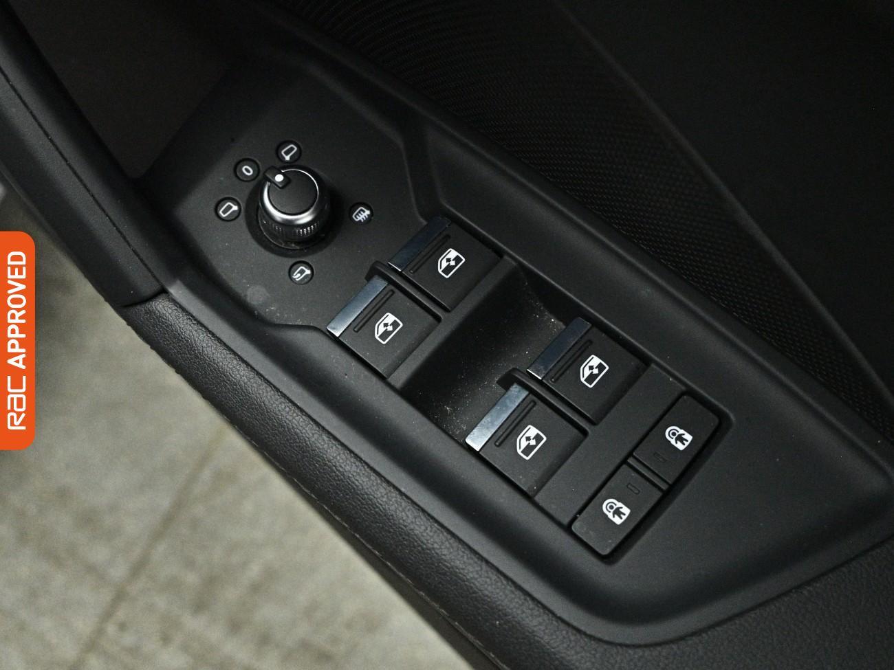 Audi A3 view 26