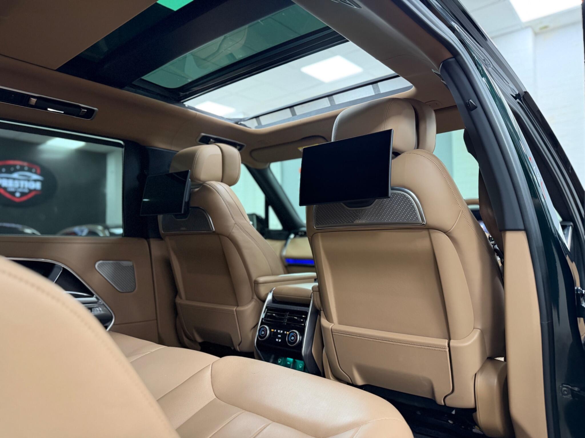 Land Rover Range Rover view 15