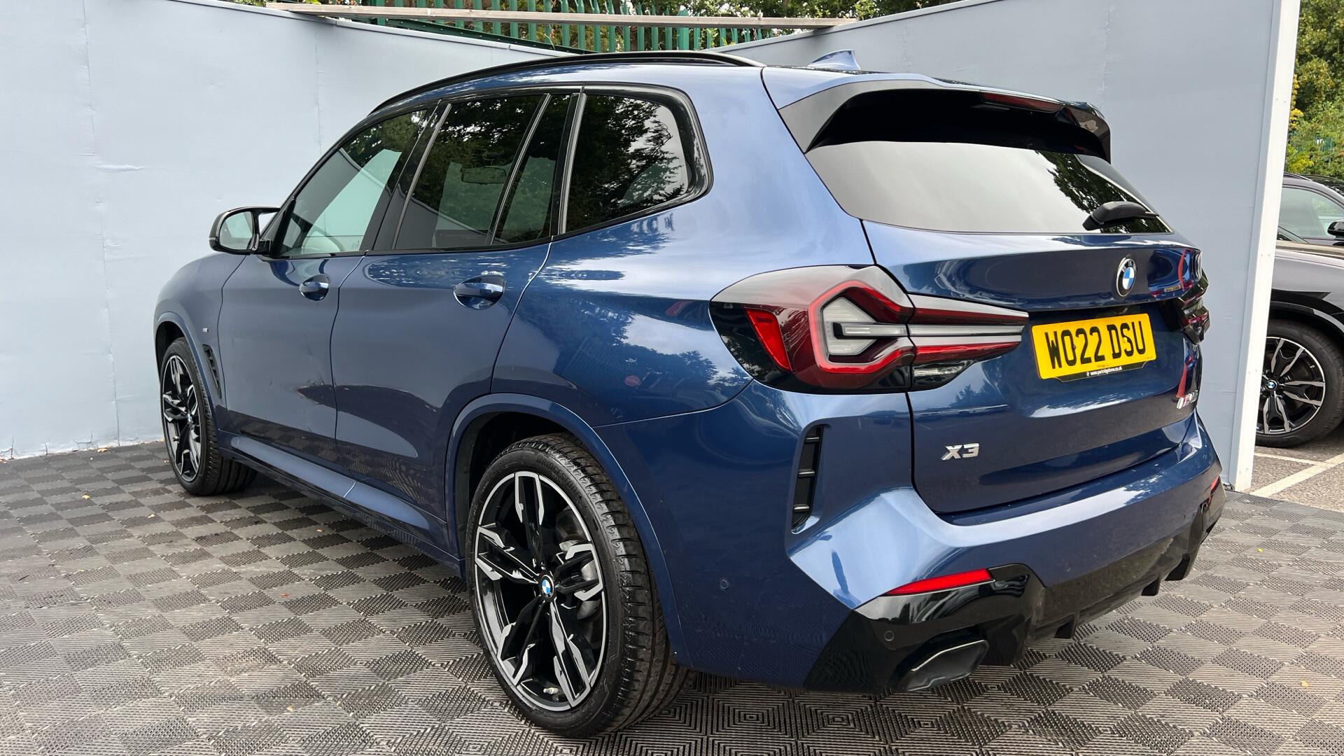 BMW X3 view 35