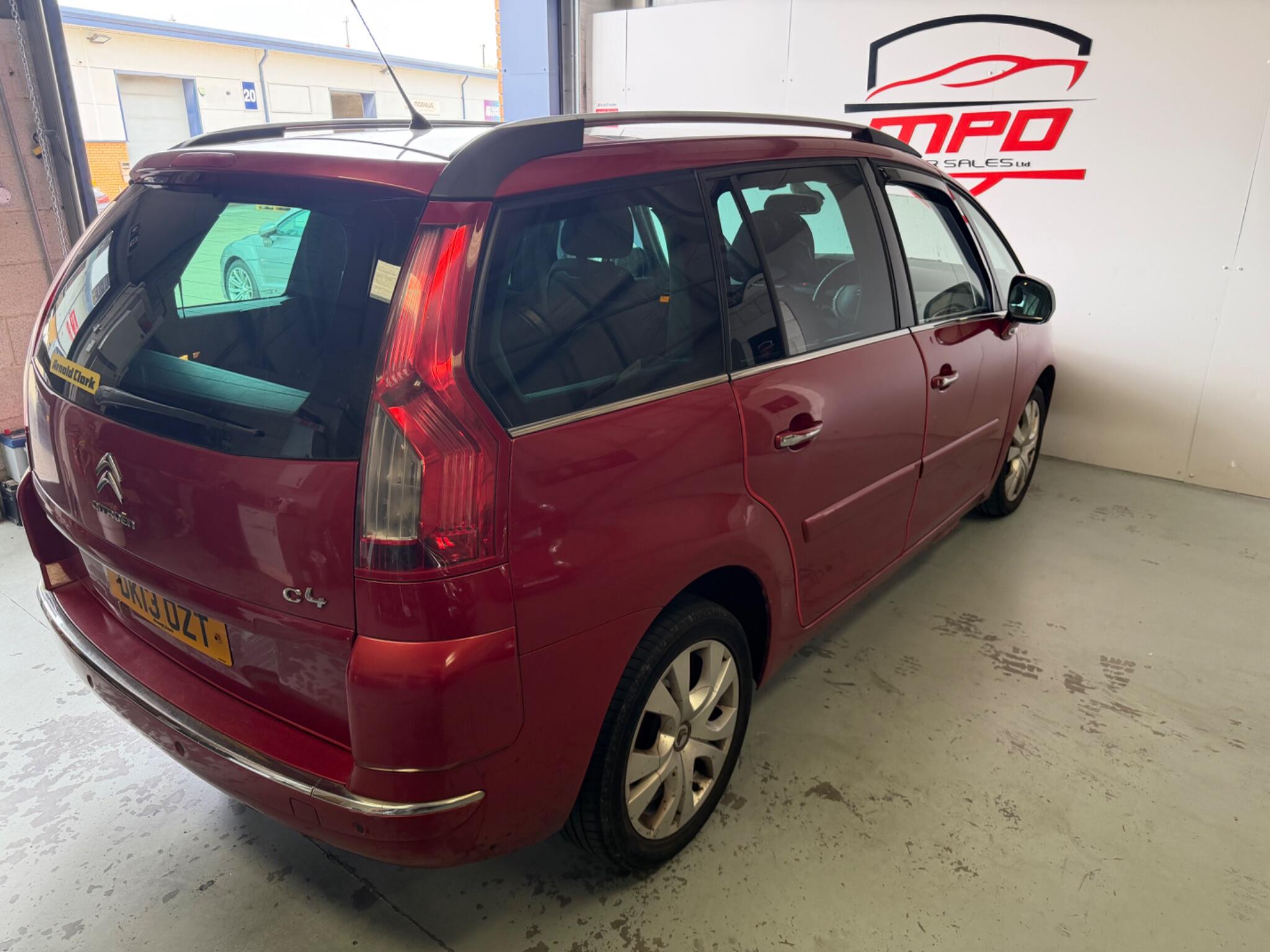 Citroen Grand C4 Picasso view 6