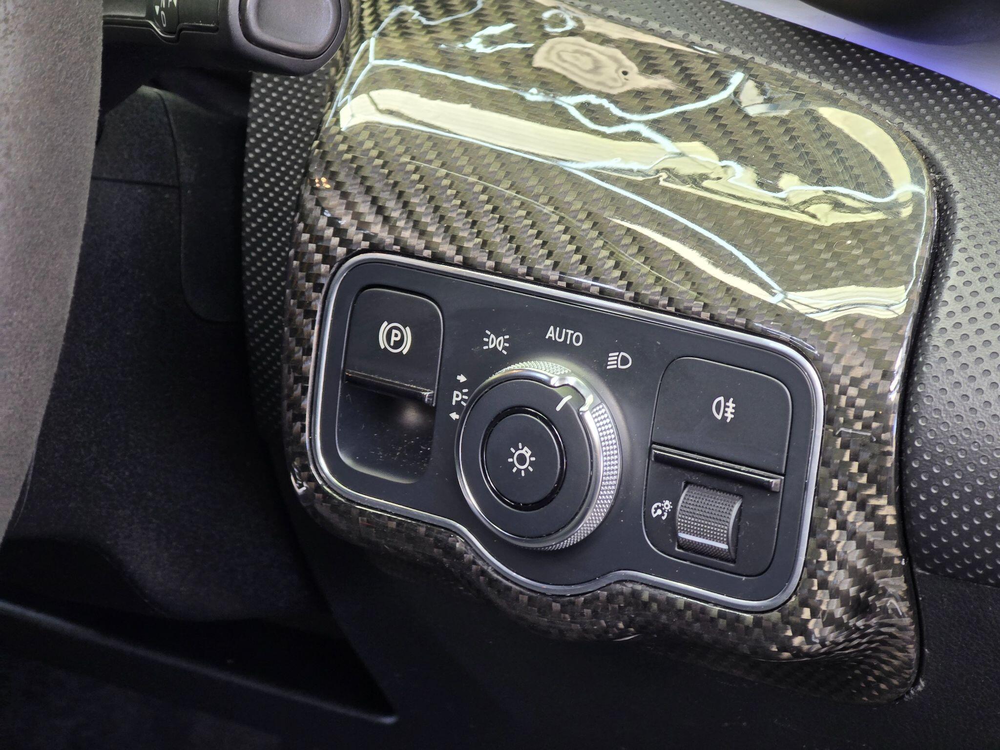 Mercedes-Benz CLA view 35