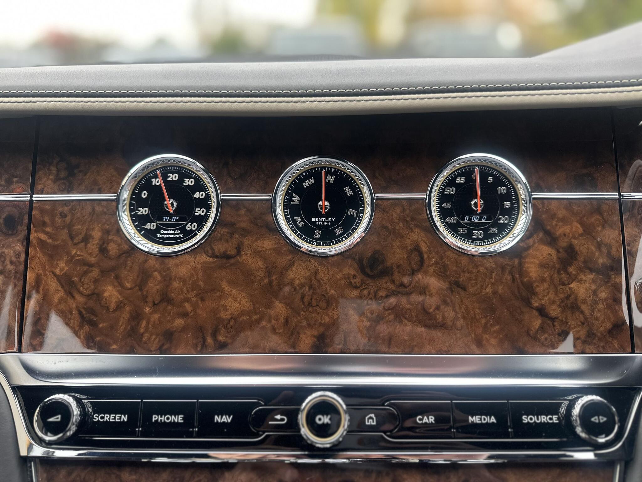 Bentley Continental view 28