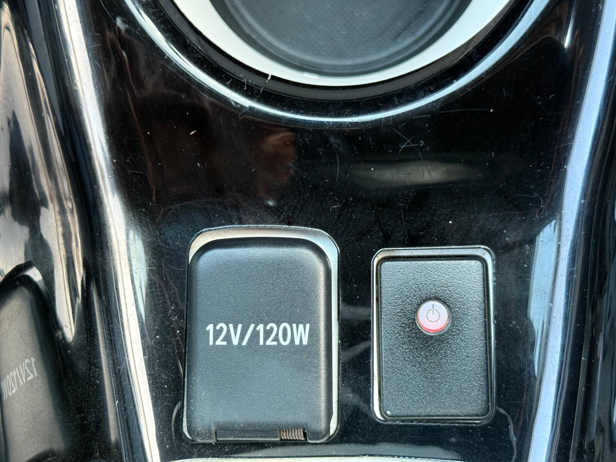 Toyota Prius - Image 64