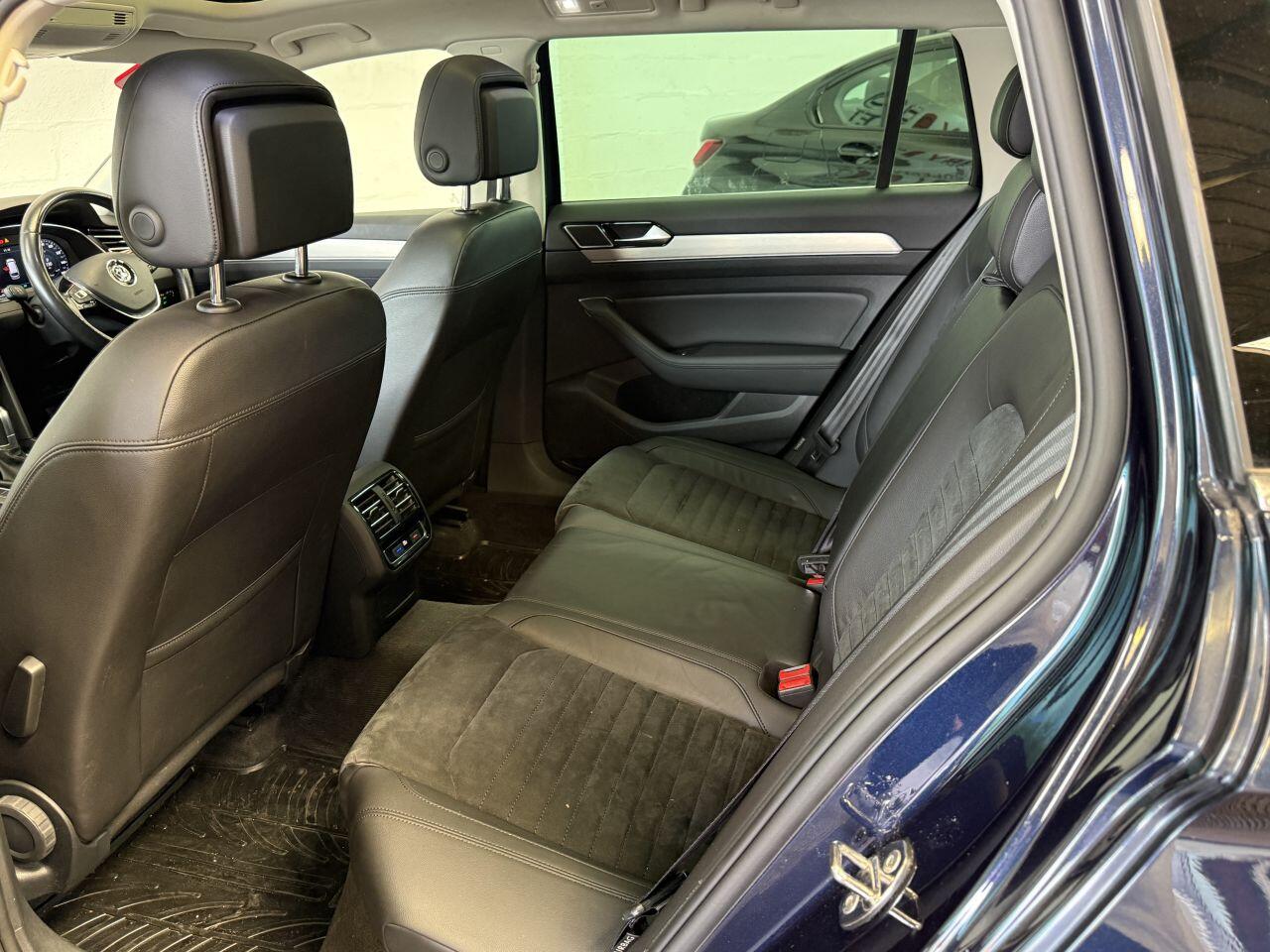 Volkswagen Passat view 61