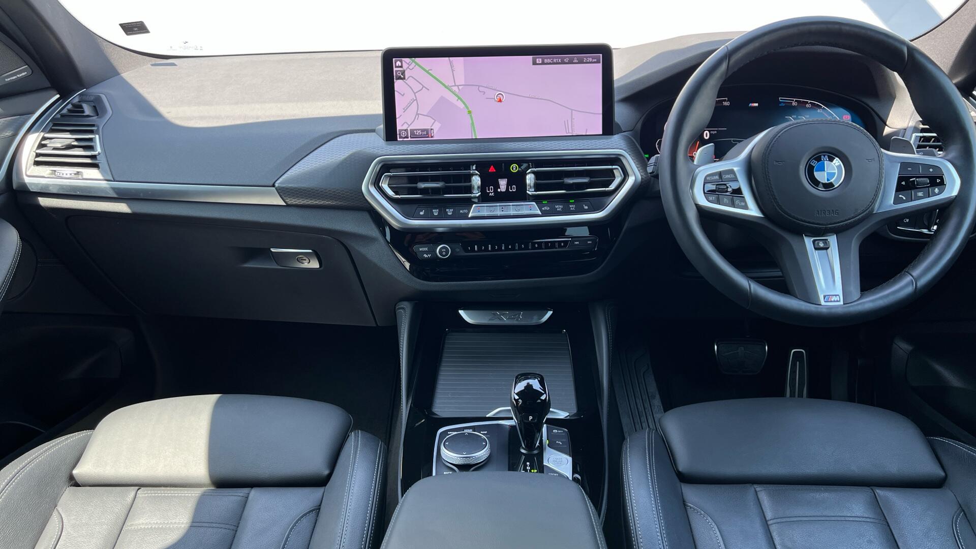 BMW X4 view 4