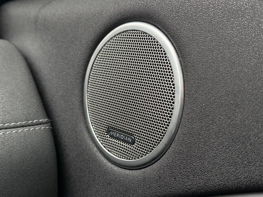 Land Rover Range Rover Evoque view 46